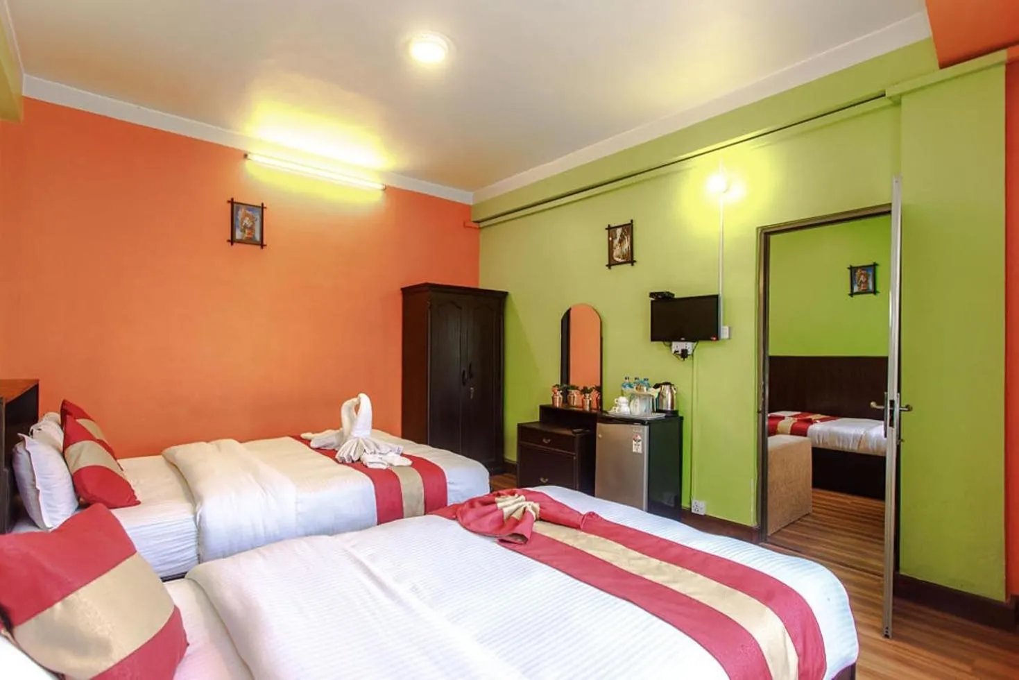 Deluxe Twin Room in Nepalaya Hotel
