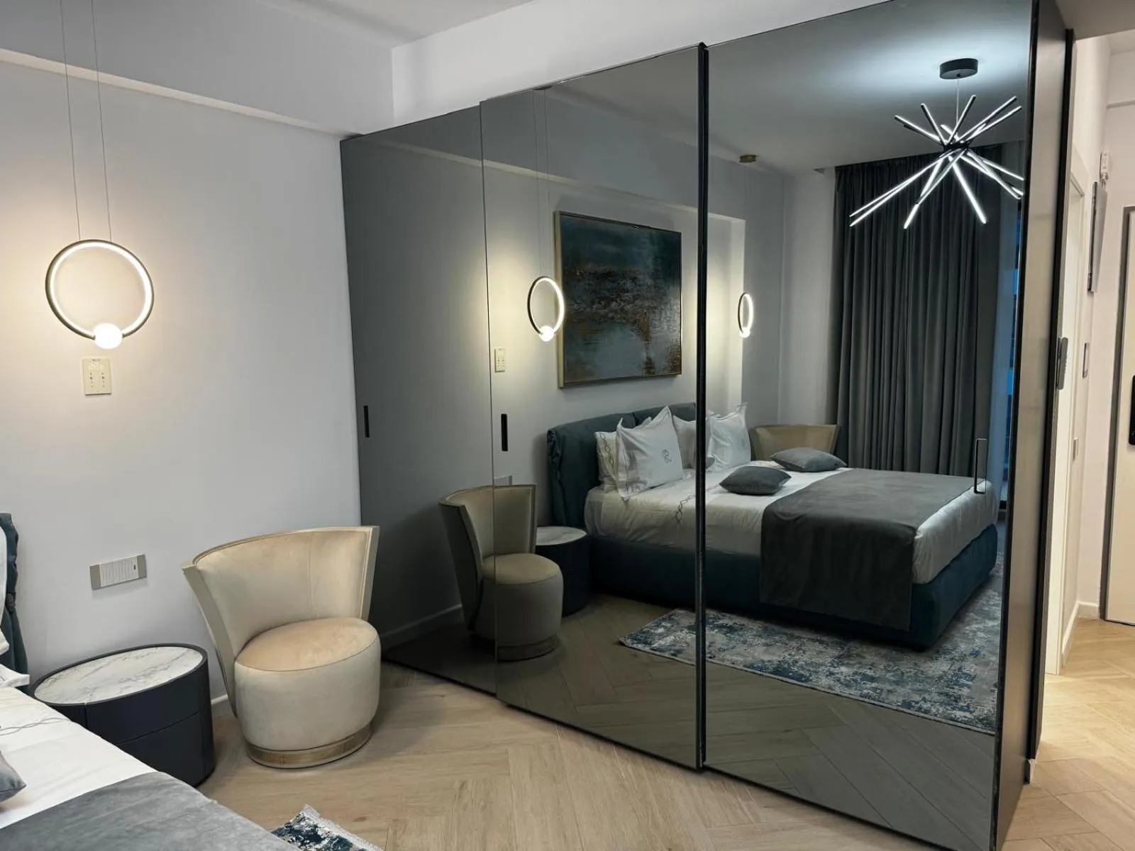 wardrobe in Studio Bianca in complex Sea On Mamaia Nord