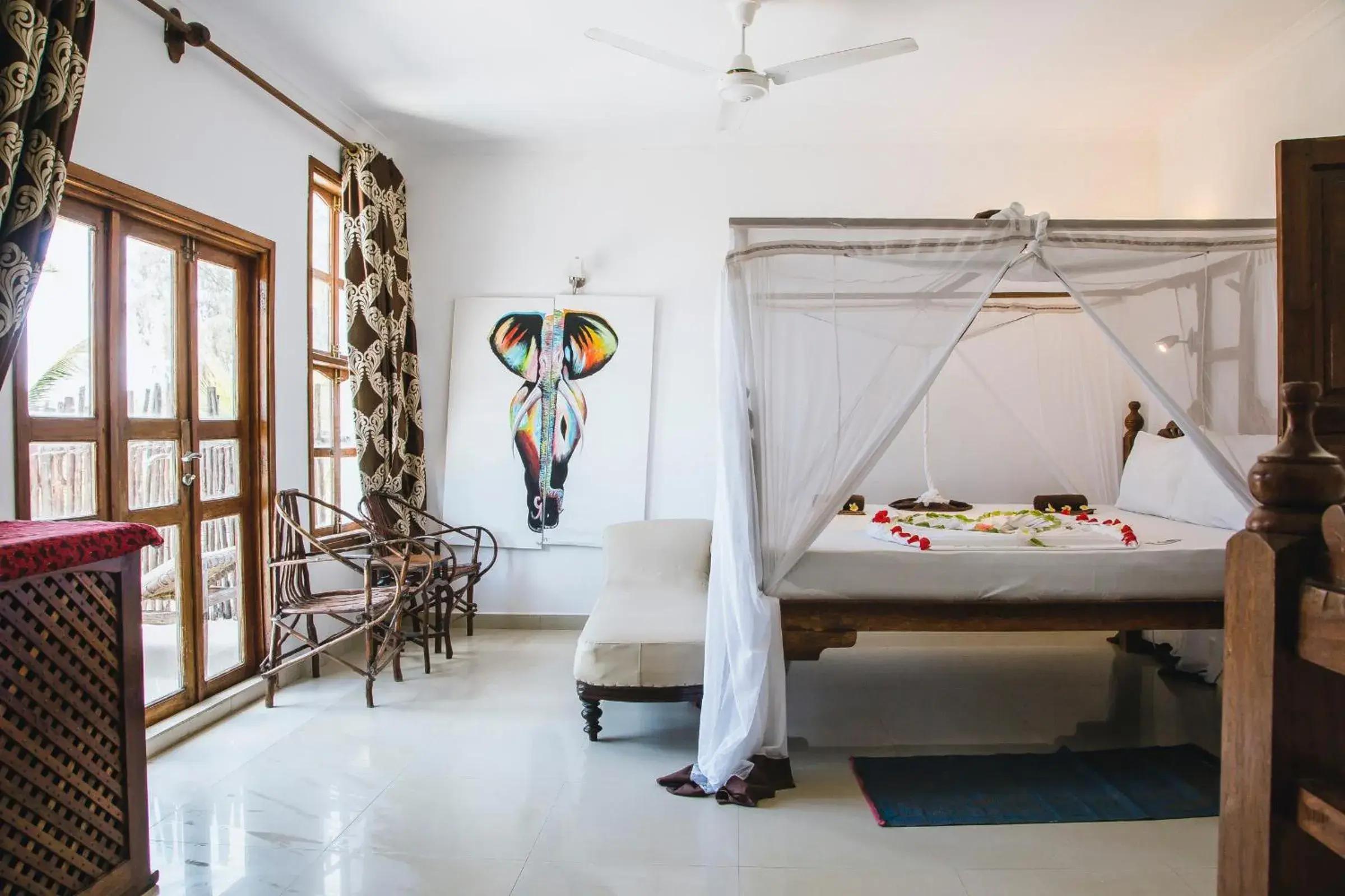 Deluxe Triple Room with Sea View in Moonshine Uroa Boutique Hotel Deluxe Triple Room with Sea View in Moonshine Uroa Boutique Hotel