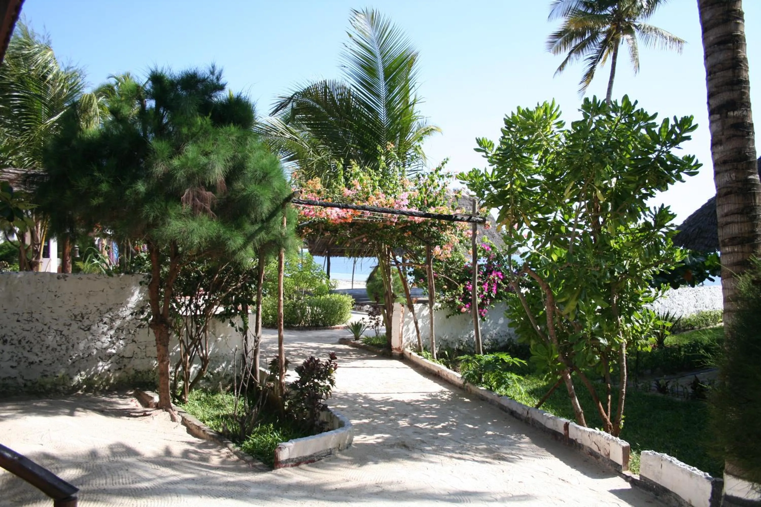 Garden in Moonshine Uroa Boutique Hotel