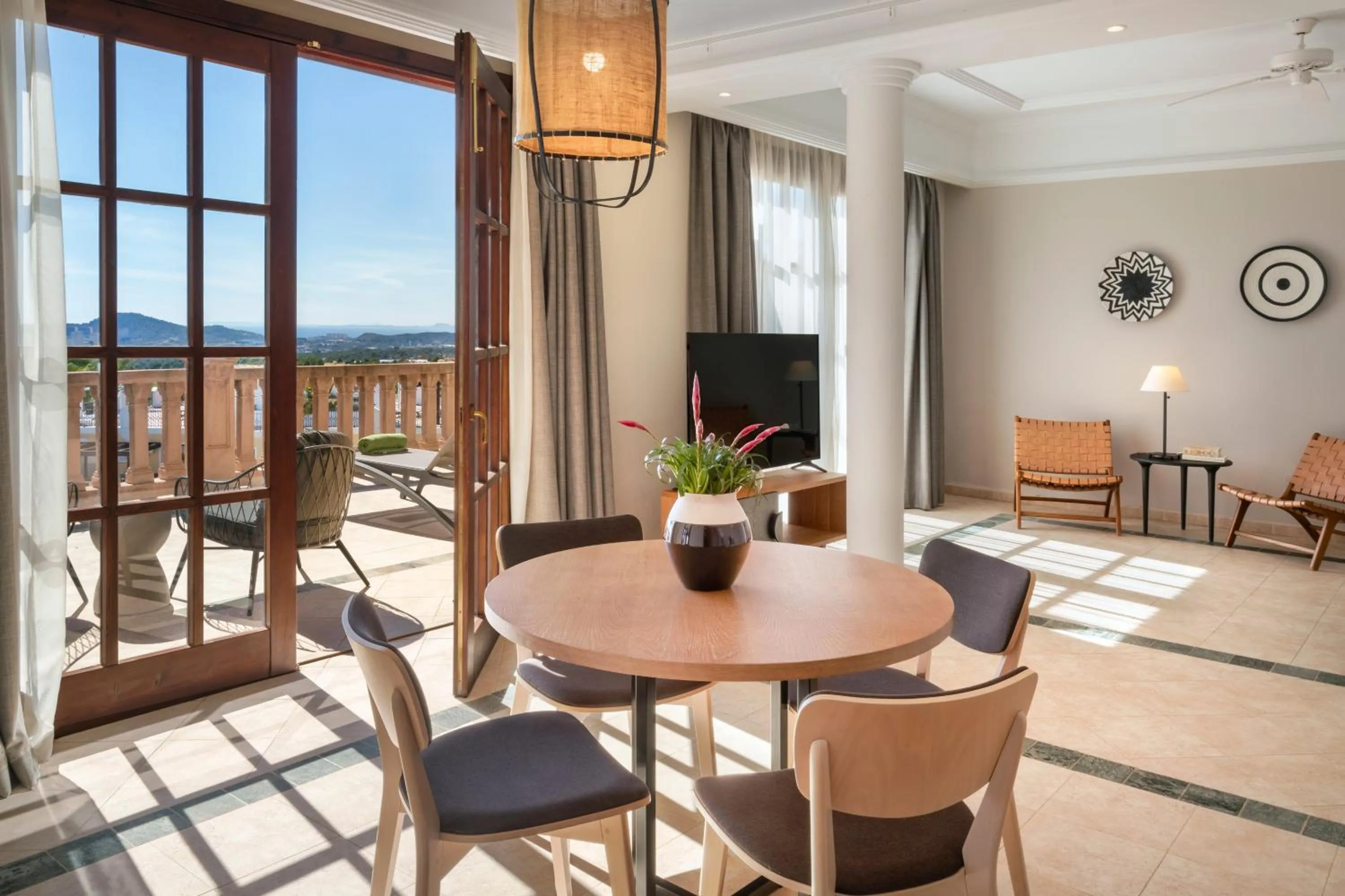 Living room in The Level at Meliá Villaitana