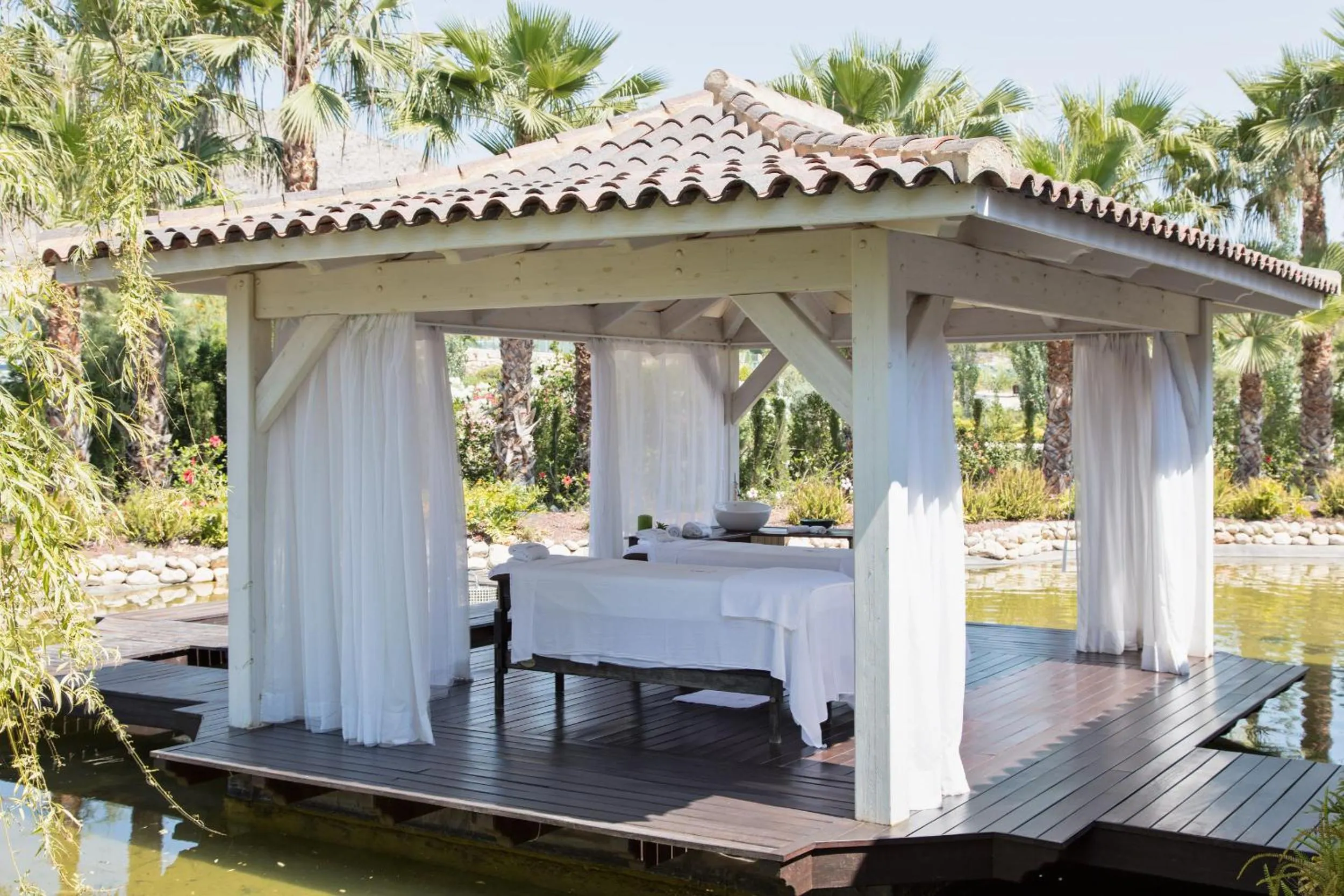 Massage in The Level at Meliá Villaitana