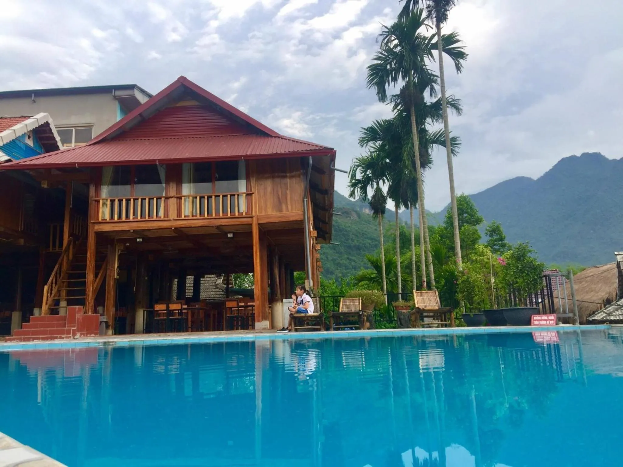 Mai Chau Sunset Boutique Hotel