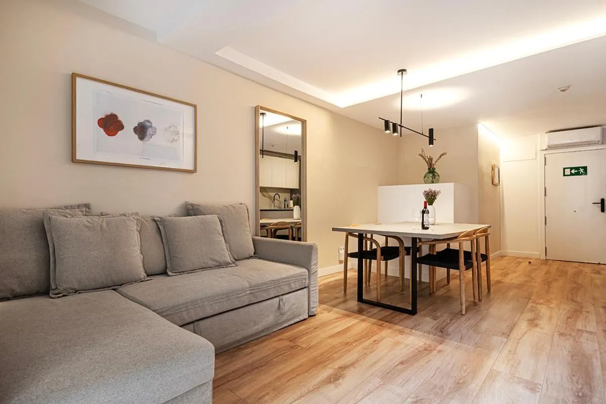 Living room in Happy Apartments