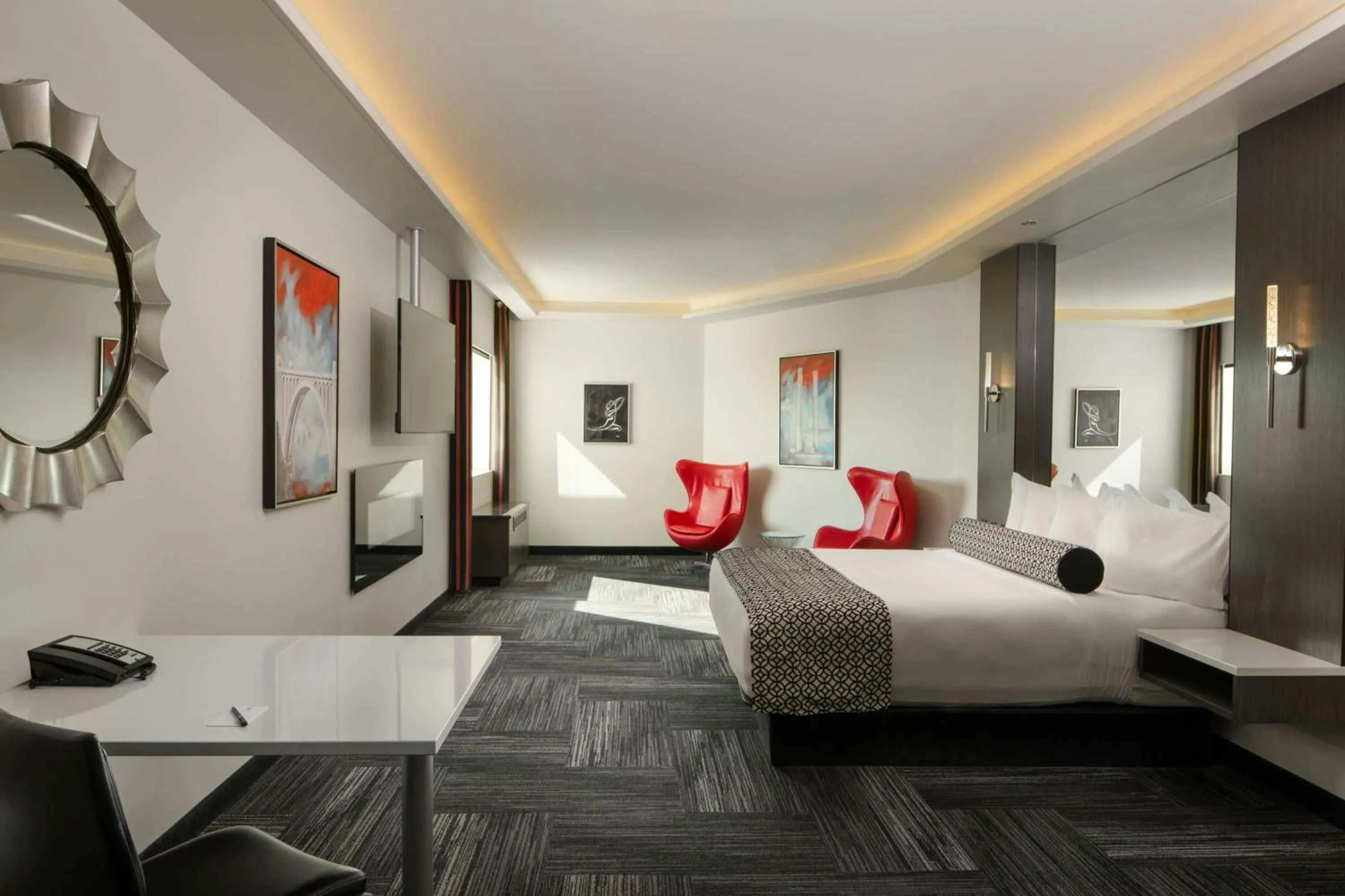 Photo of the whole room, Bed in The Davenport Grand, Autograph Collection