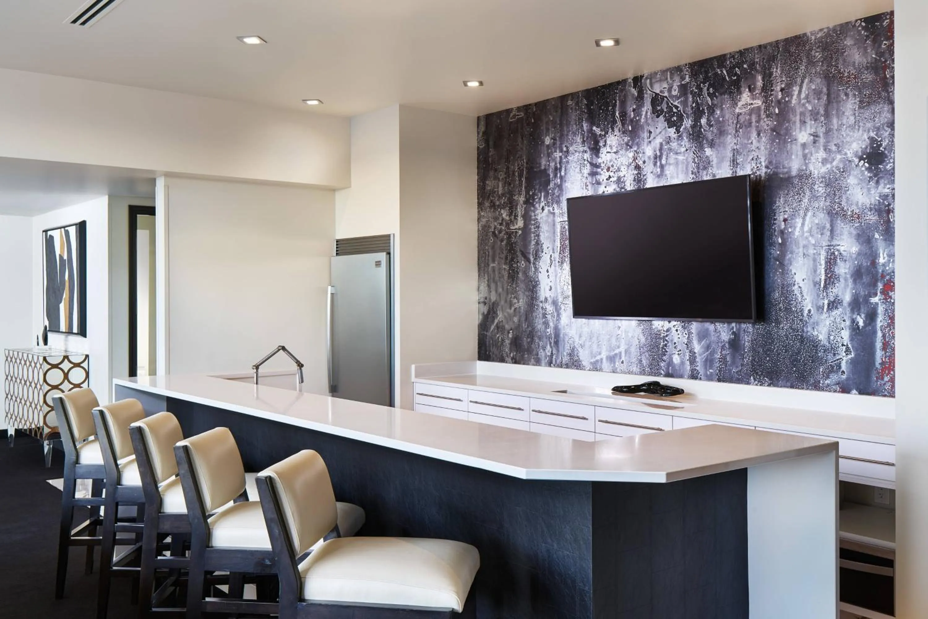 Photo of the whole room in The Davenport Grand, Autograph Collection