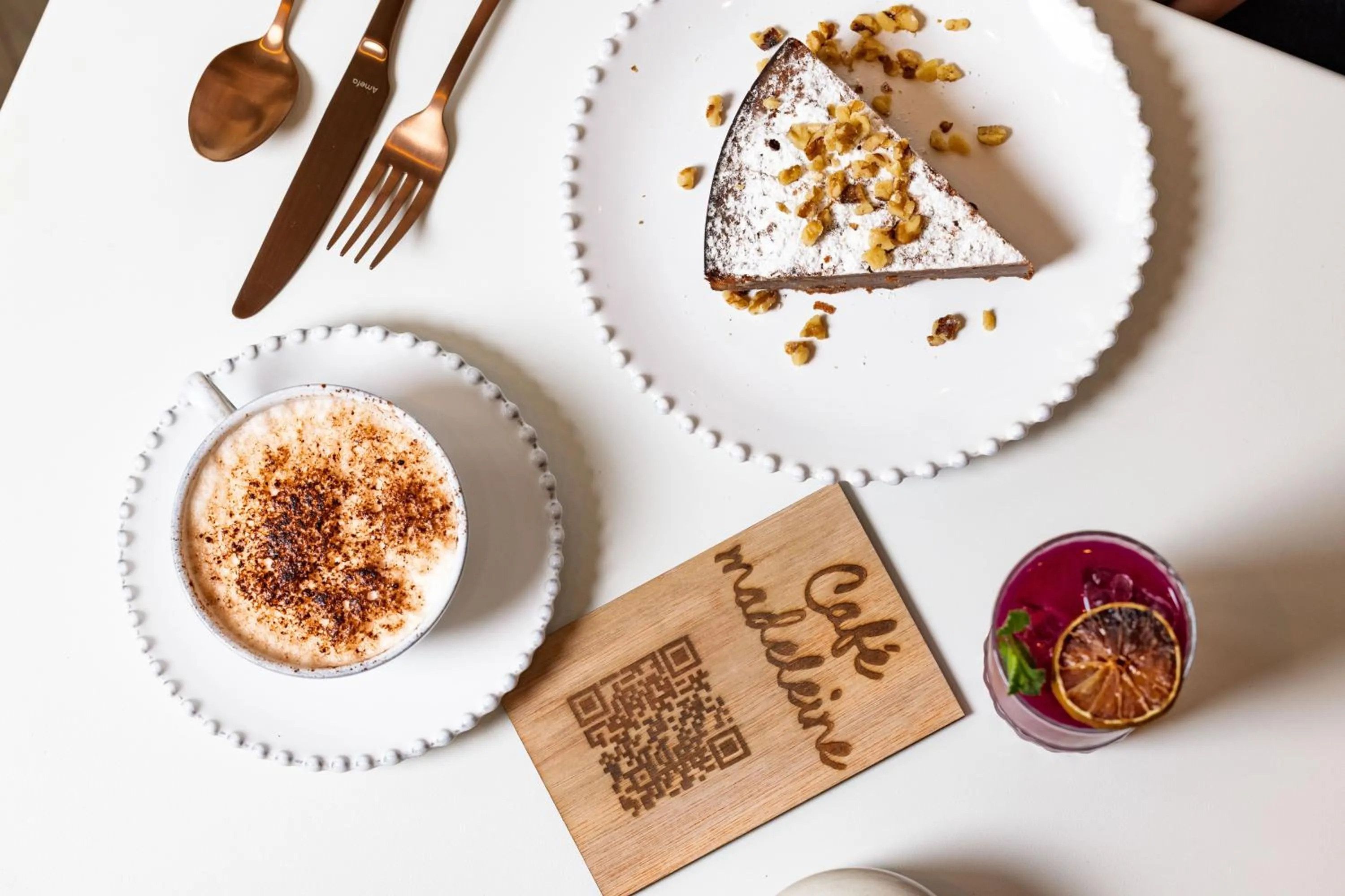 Restaurant/places to eat in Hotel Maison Soleil