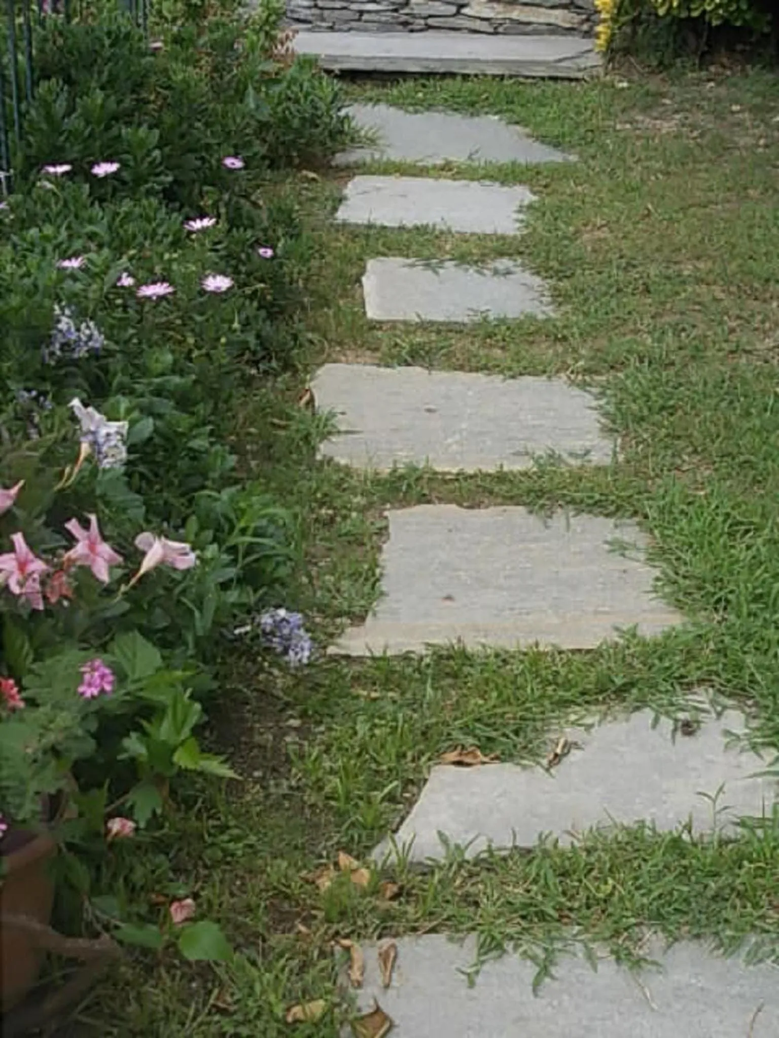 Decorative detail in Le Clementine B&B