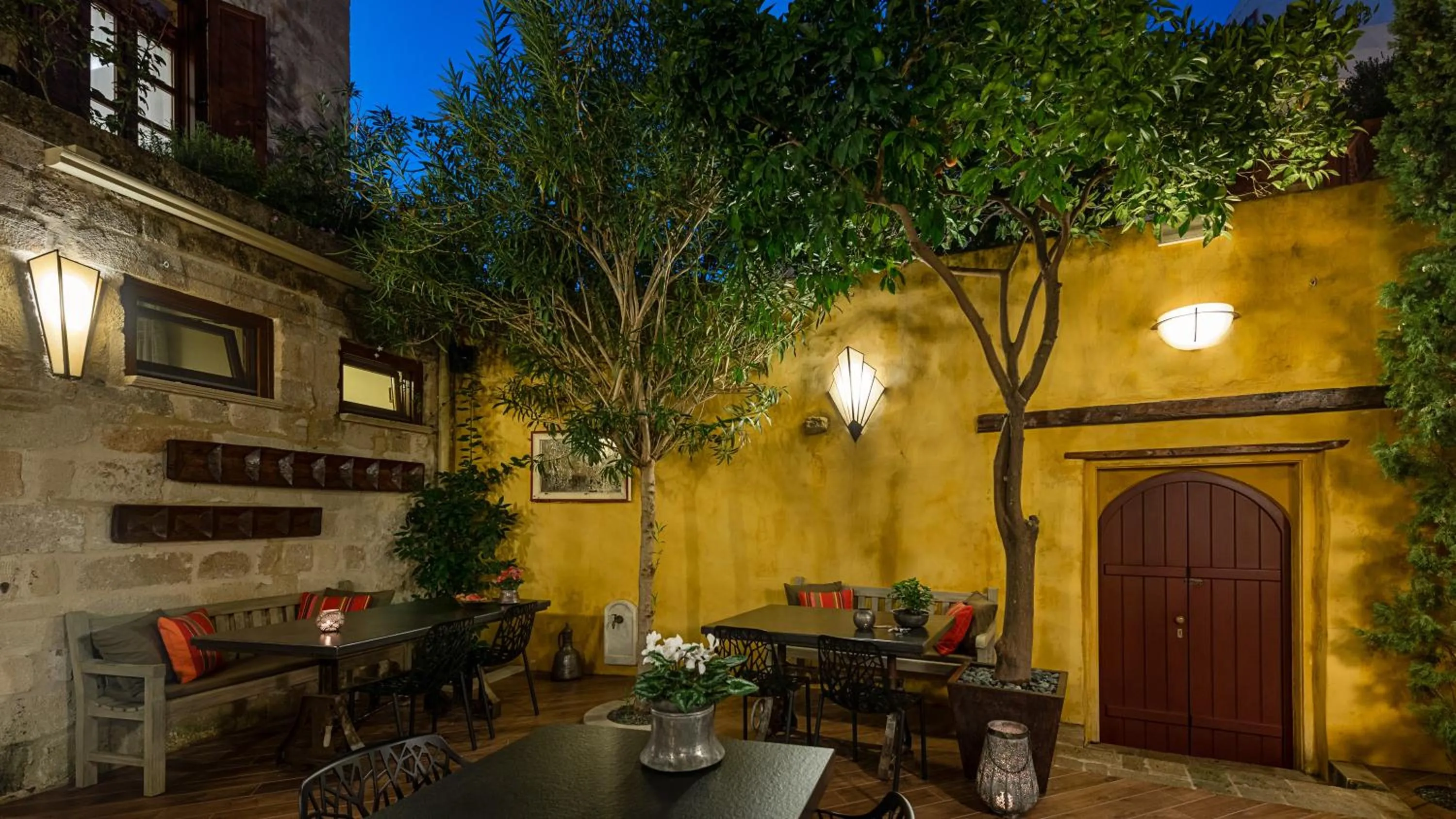 Kókkini Porta Rossa