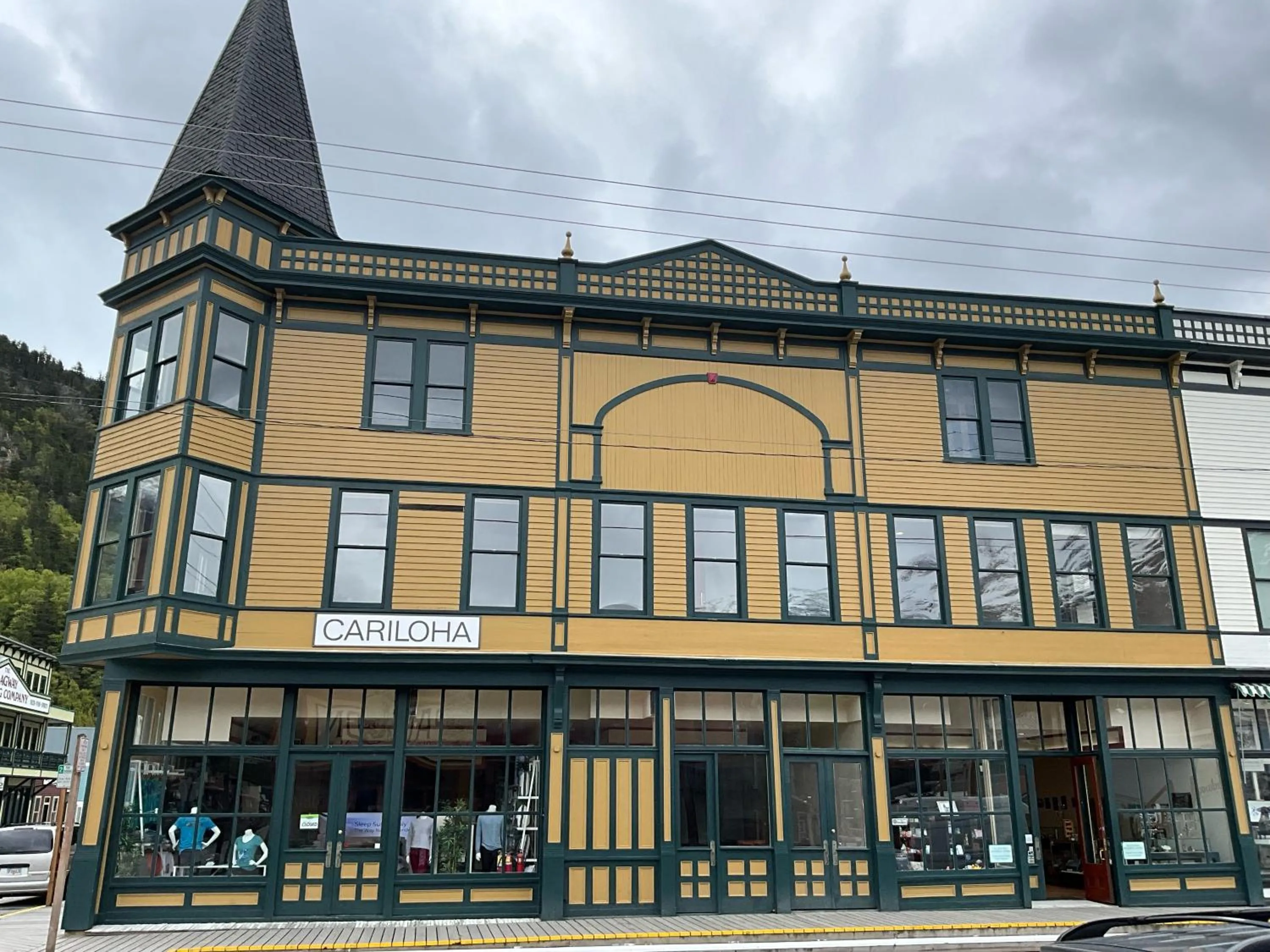 Pack Train Inn