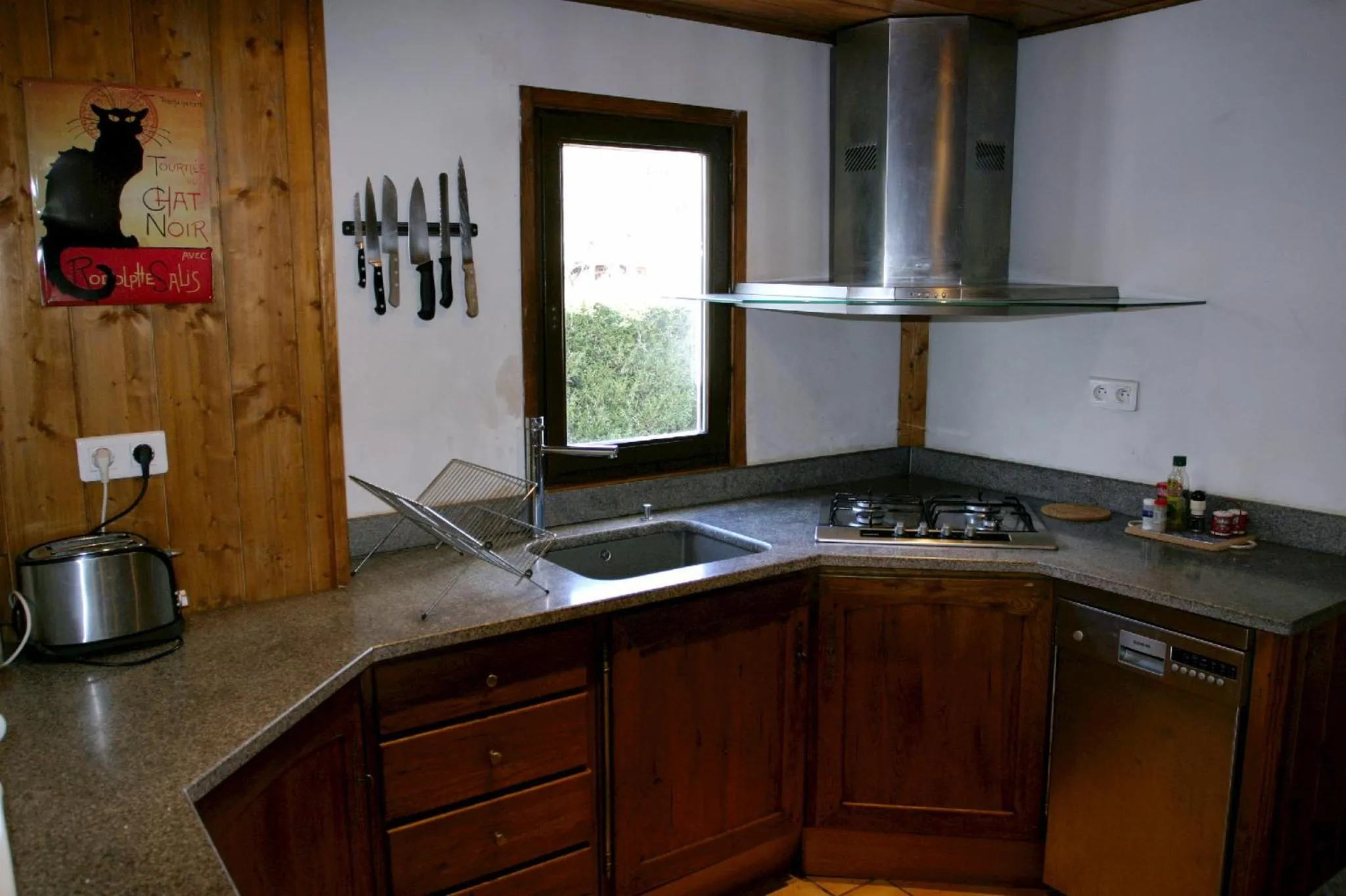 Kitchen or kitchenette in Ideal For all type of families "Chalet Japonyard"
