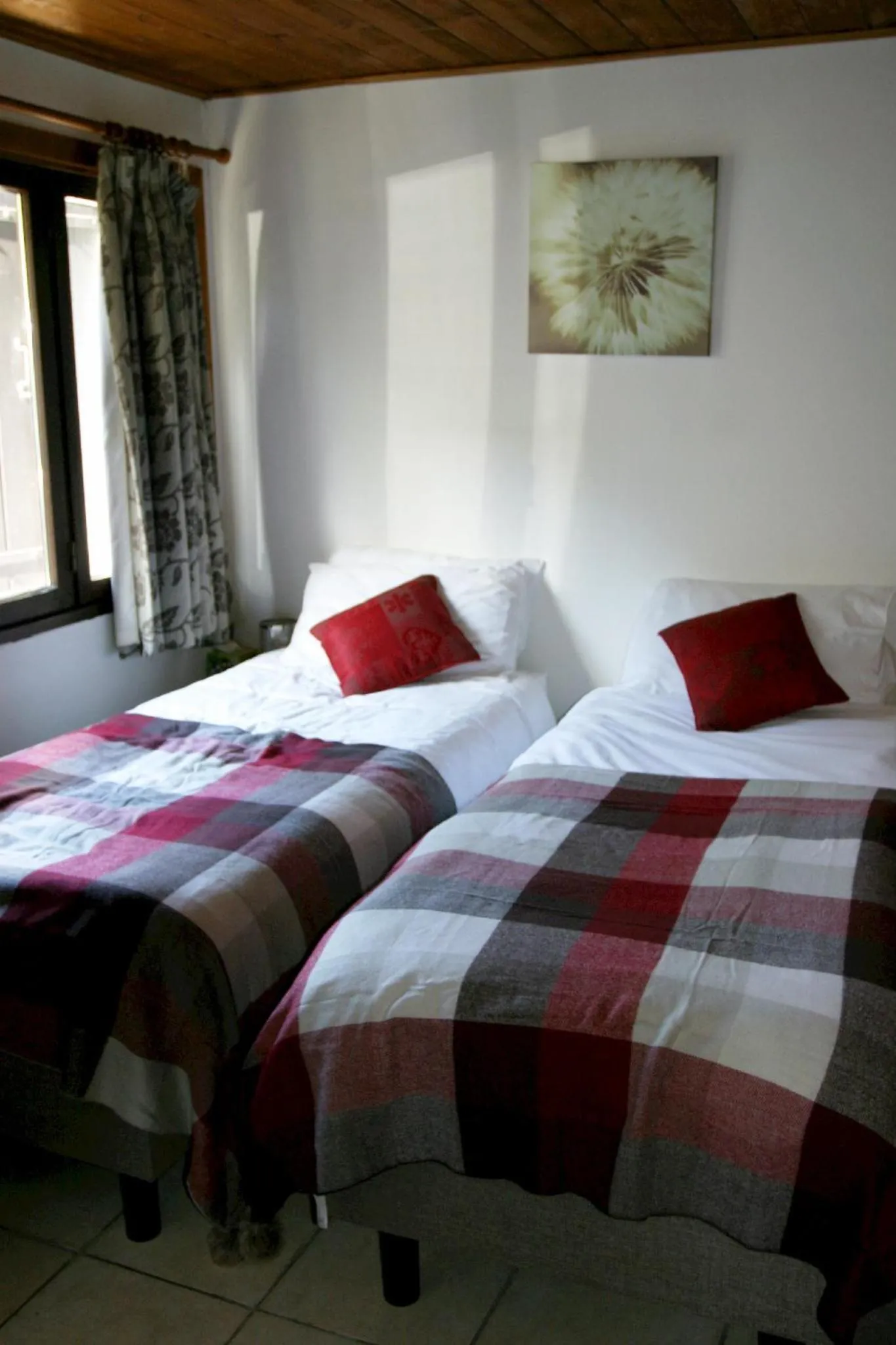 Bedroom, Bed in Ideal For all type of families "Chalet Japonyard"