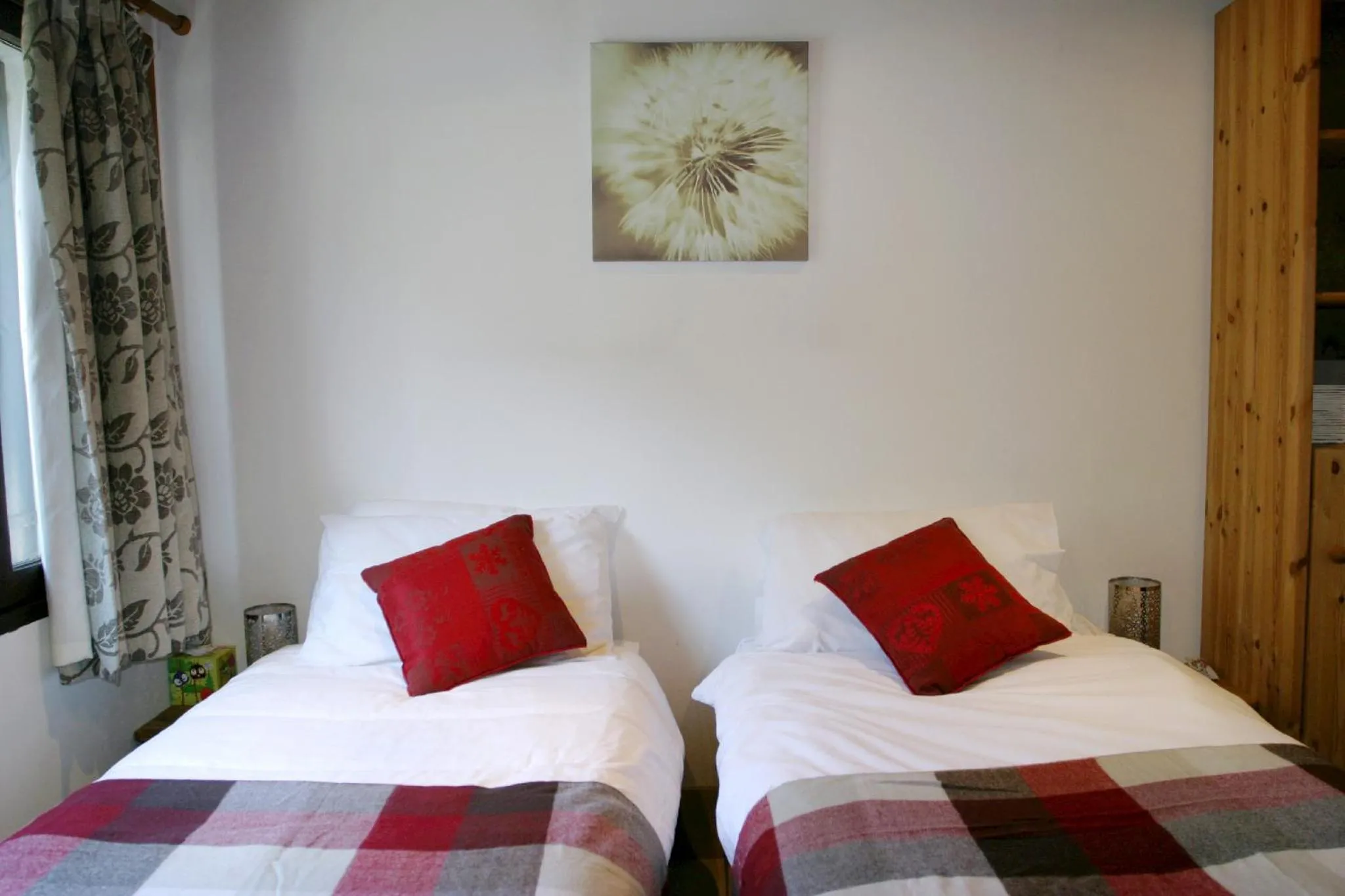 Bedroom, Bed in Ideal For all type of families "Chalet Japonyard"