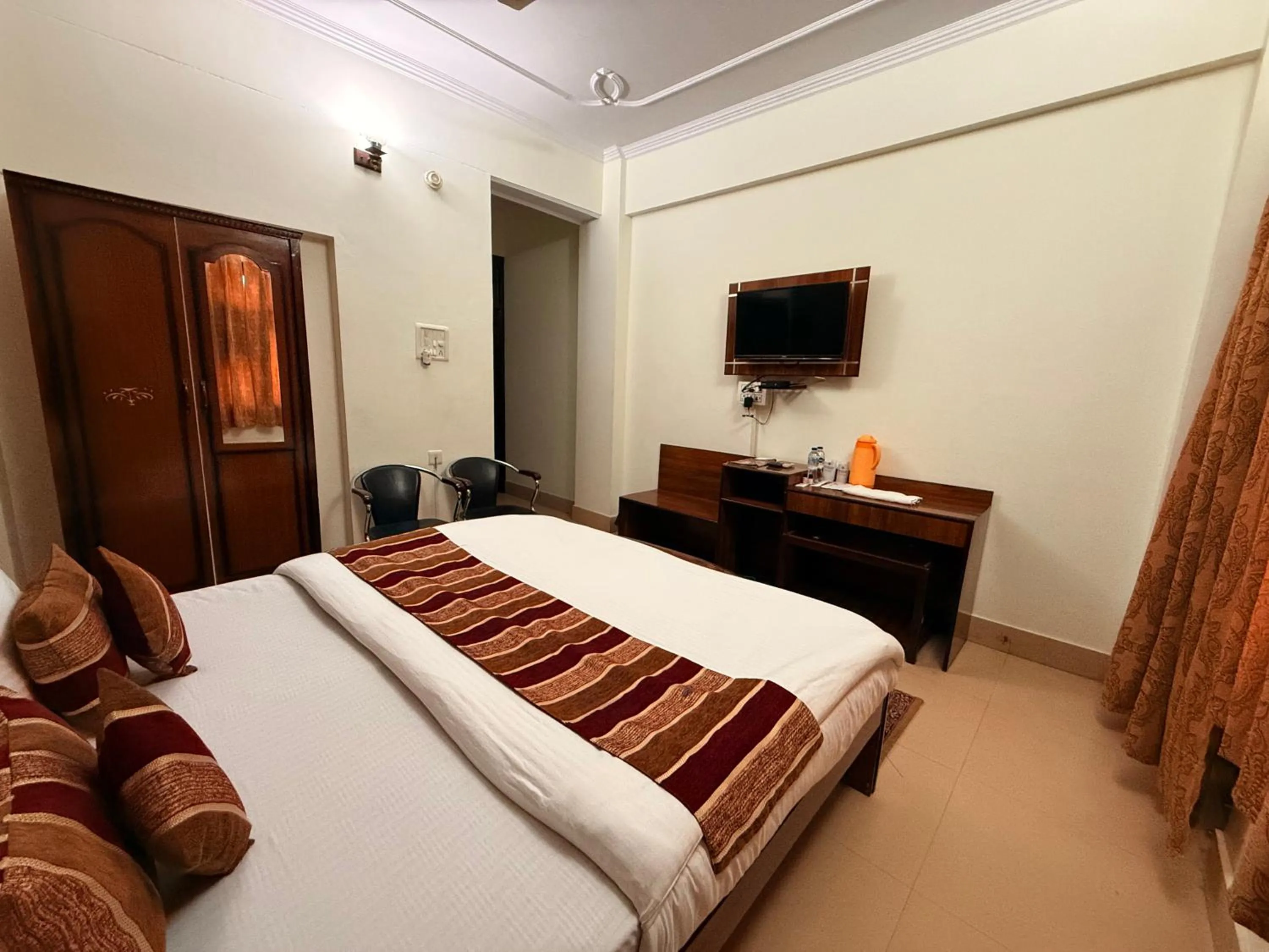 Bed in Hotel Mandakini