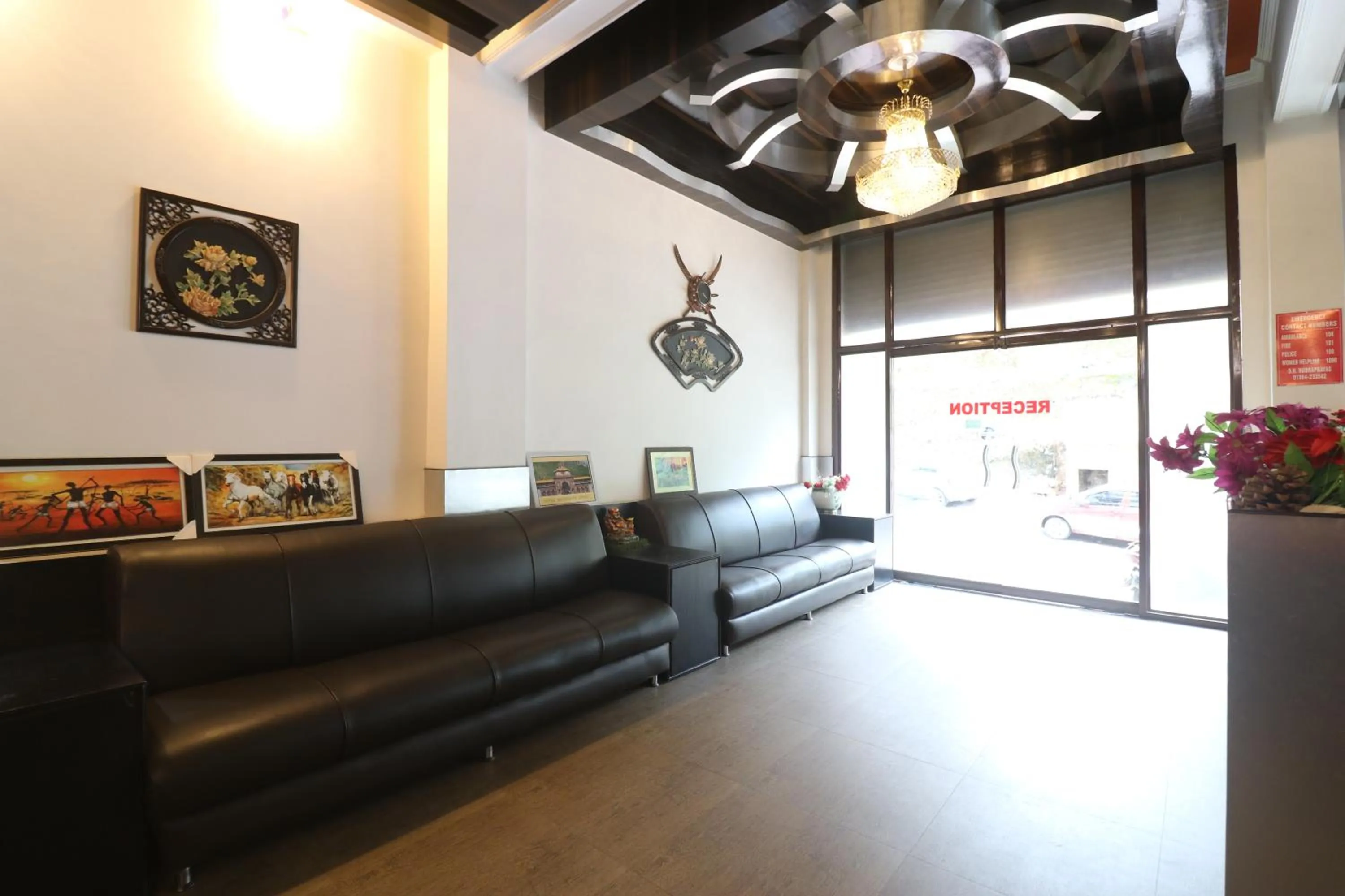 Lobby or reception in Hotel Mandakini