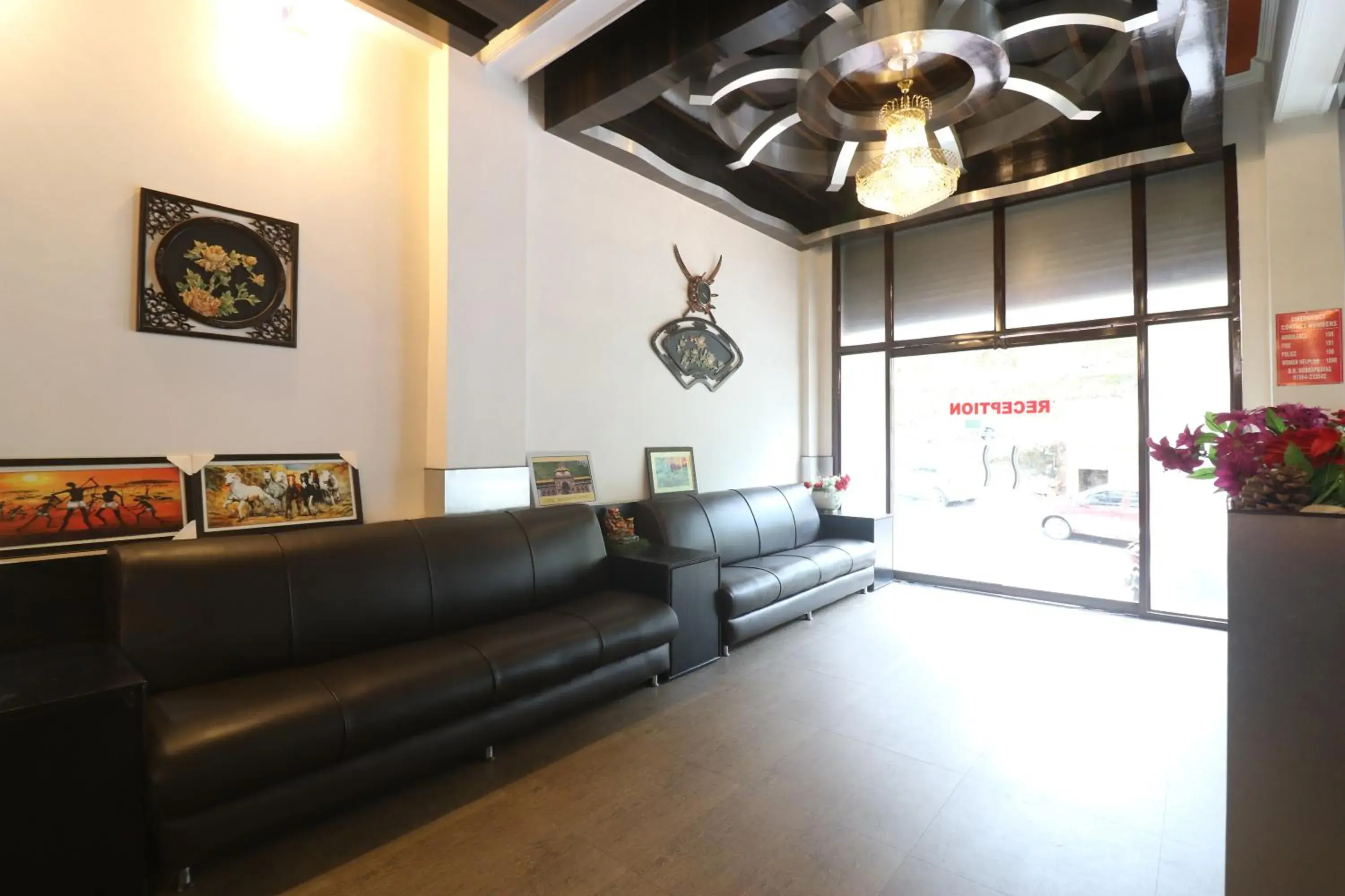 Lobby or reception in Hotel Mandakini Lobby or reception in Hotel Mandakini