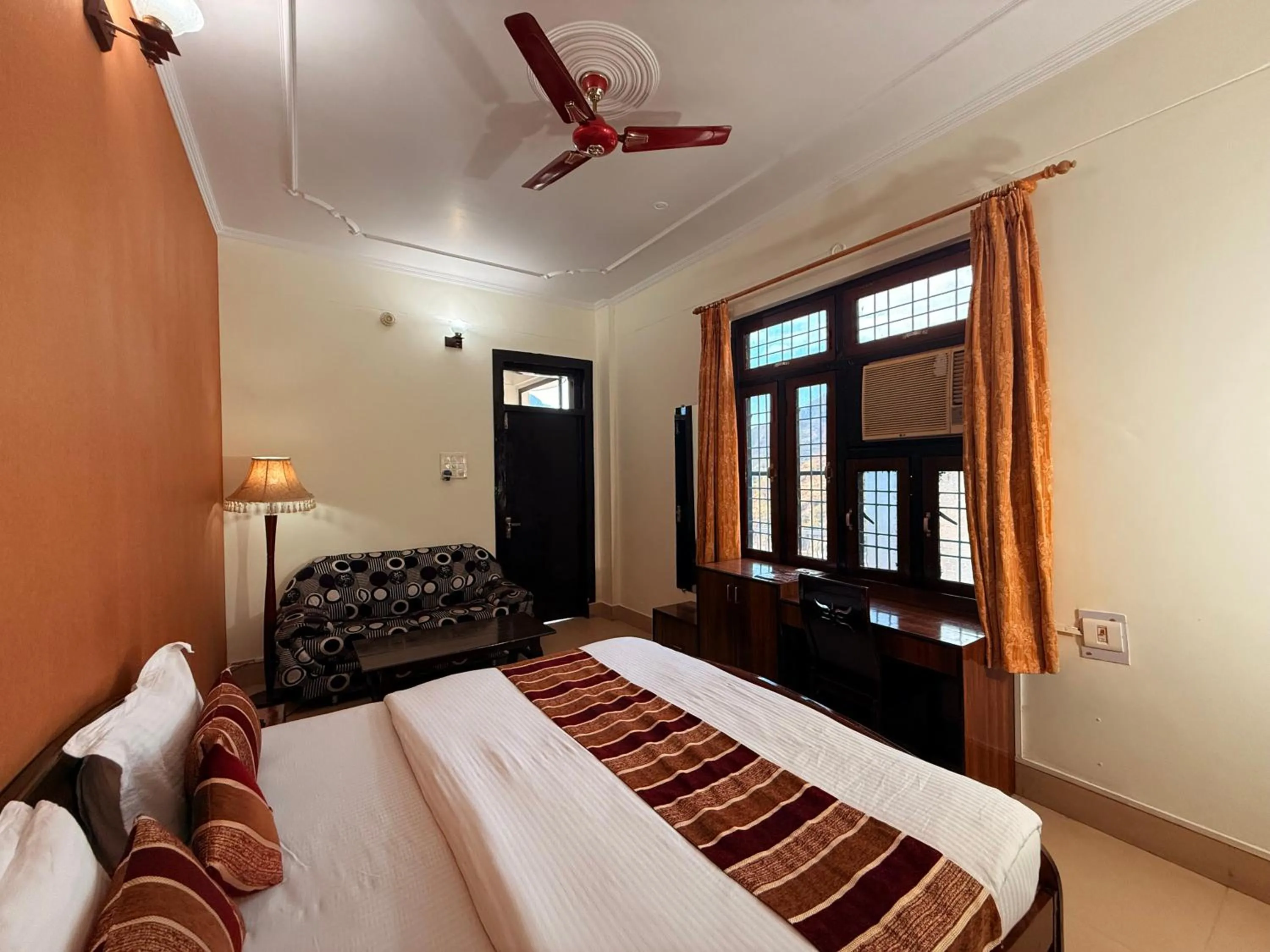 Bed in Hotel Mandakini