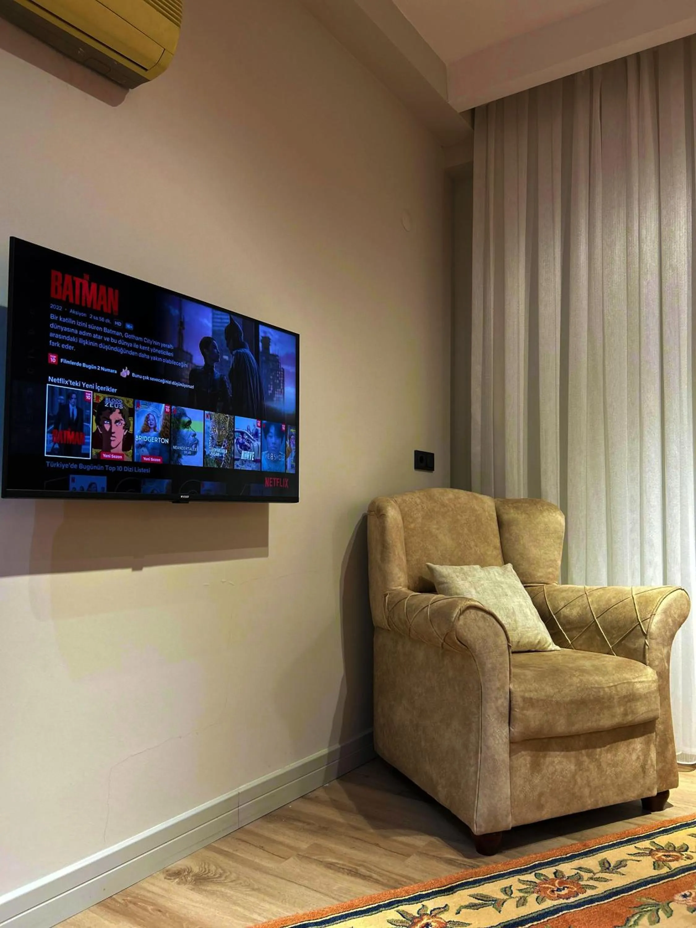 Communal lounge/ TV room in Muzdeniz Life