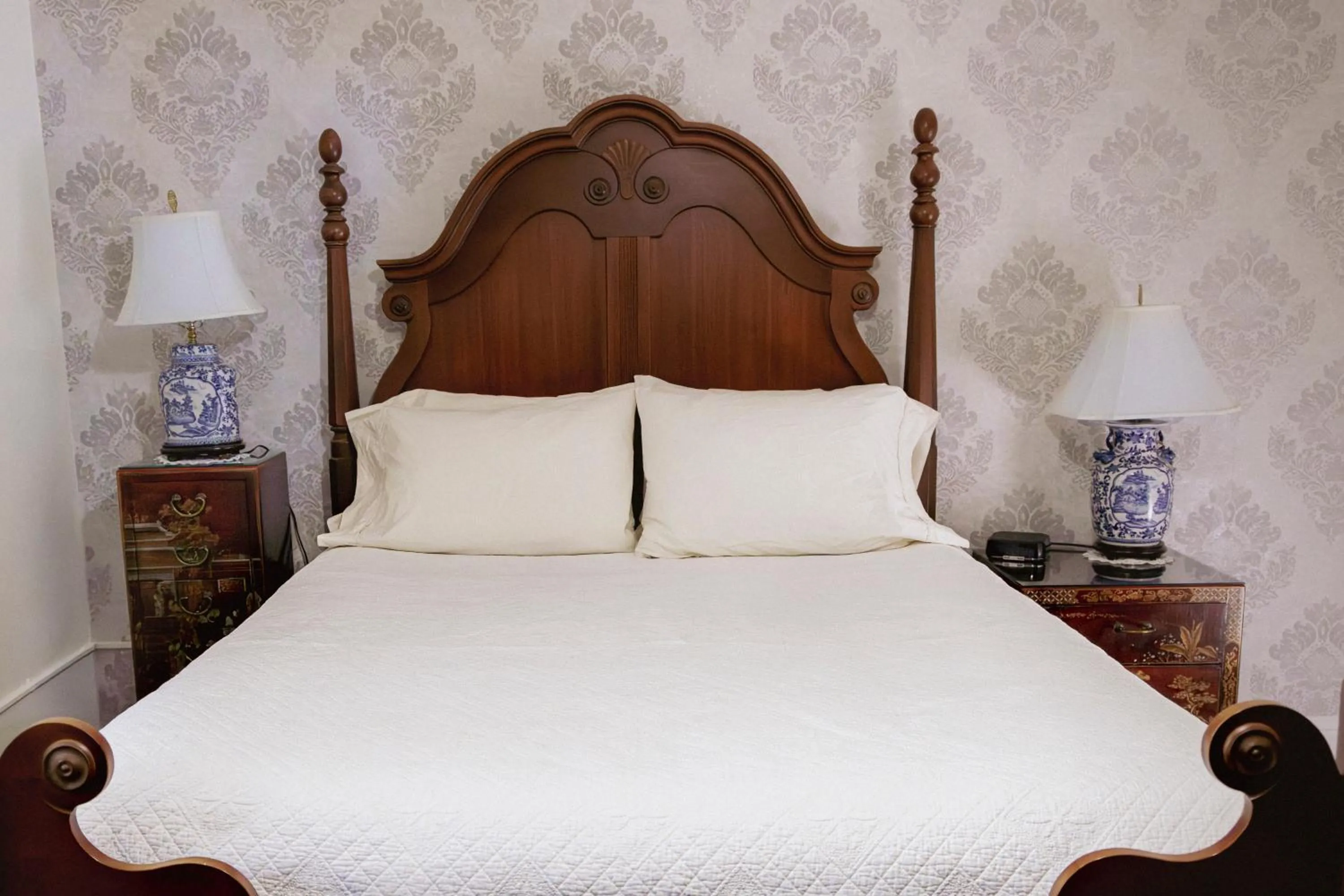 Bed in Weaverville Hotel