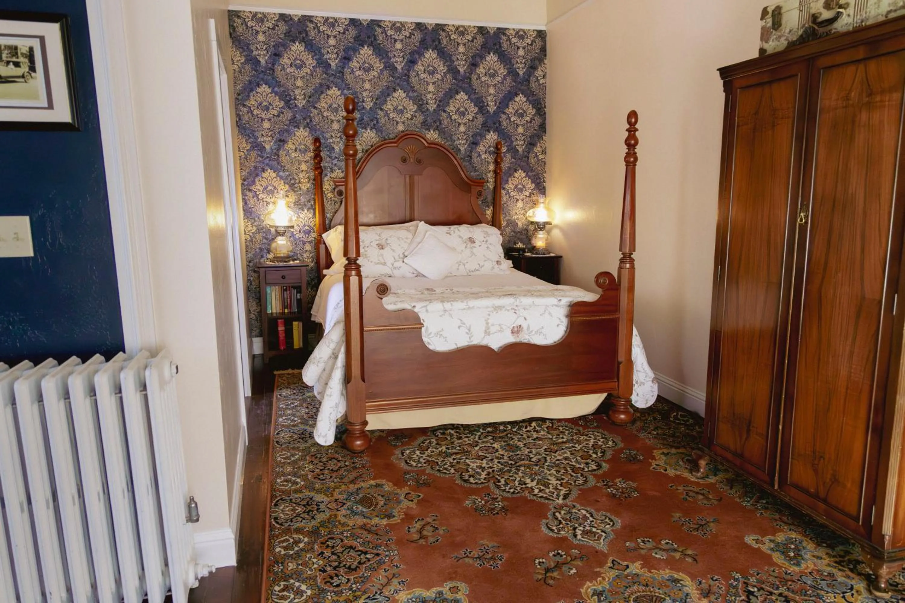 Bed in Weaverville Hotel