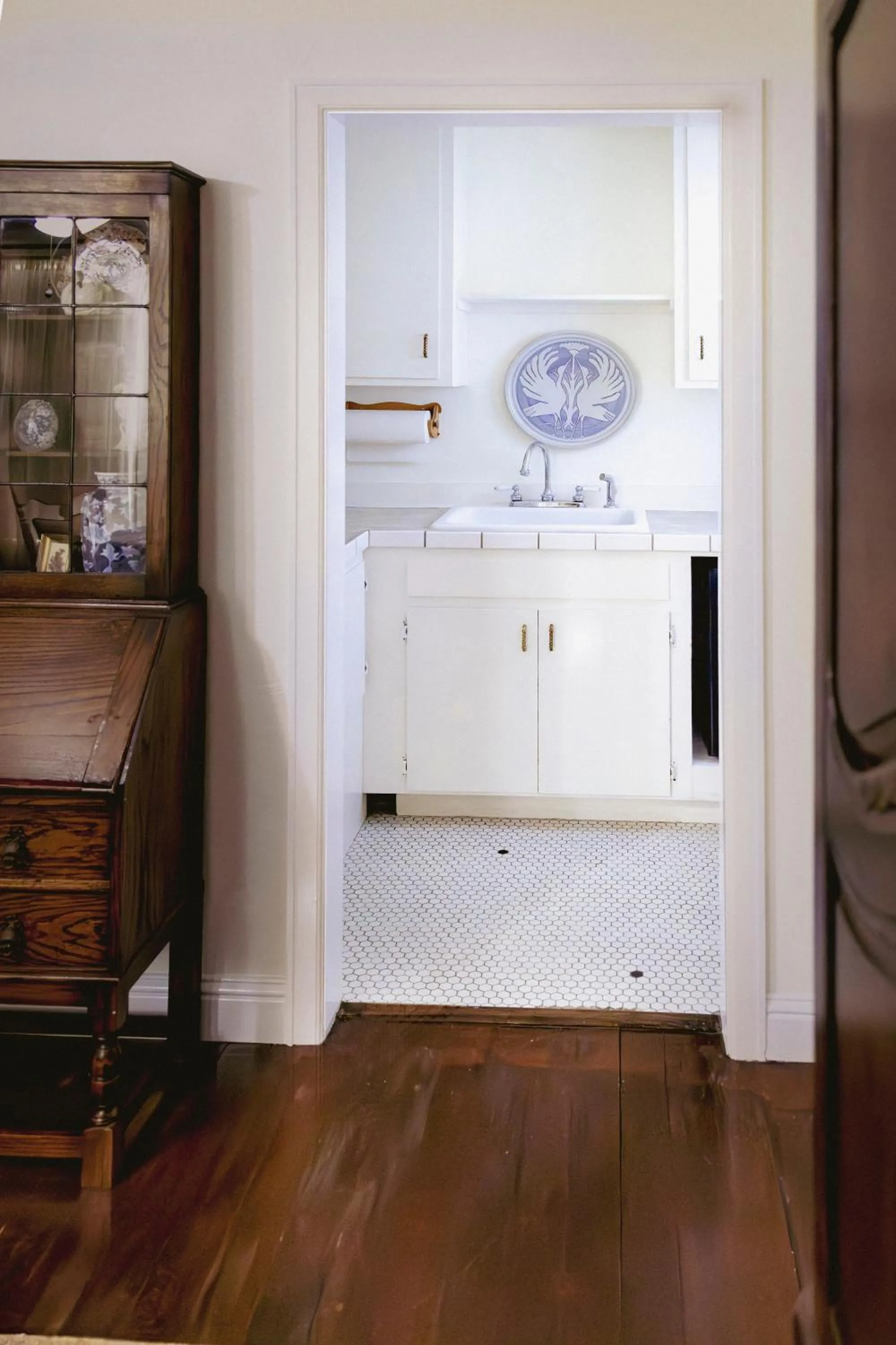 Kitchen or kitchenette in Weaverville Hotel