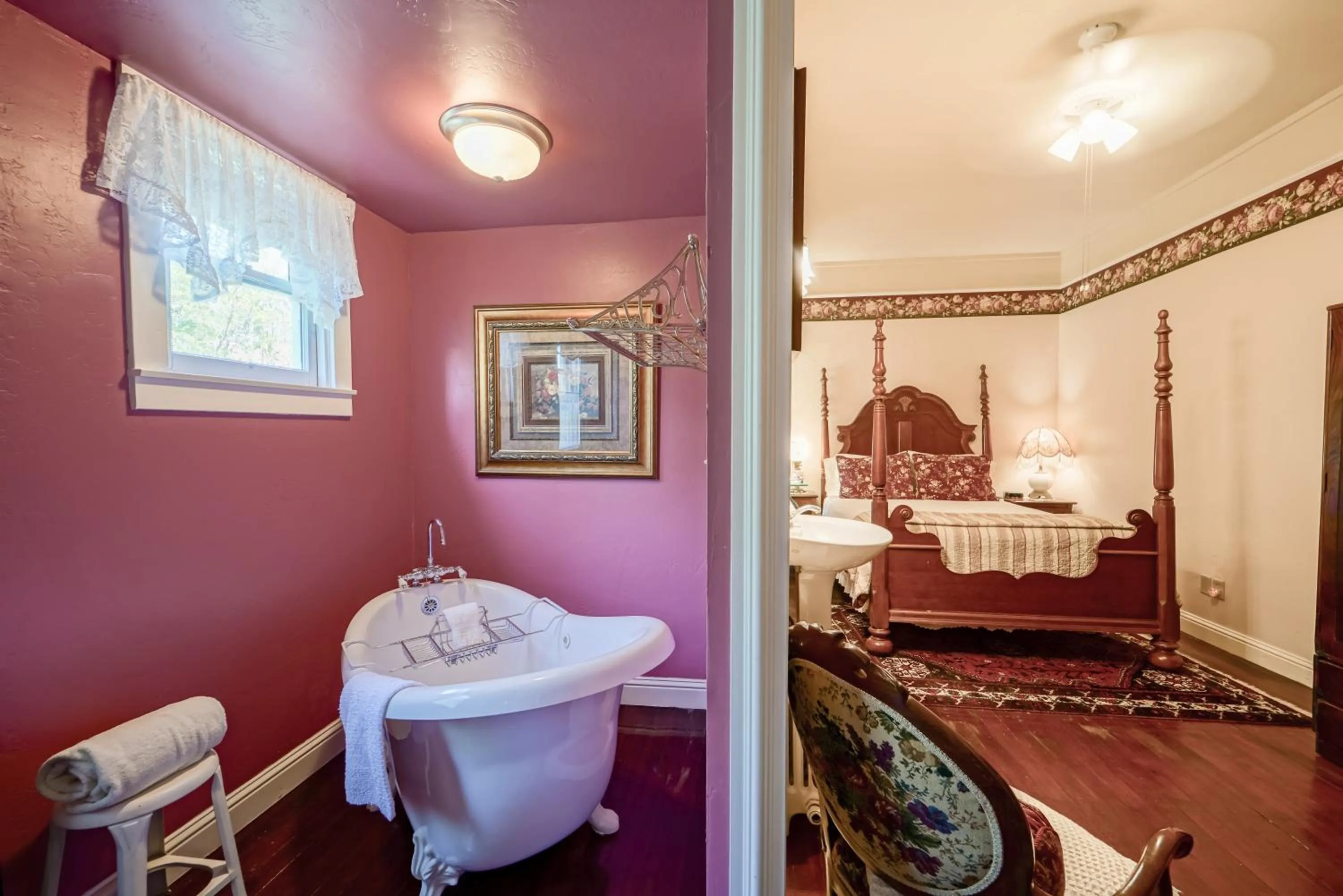 Bed in Weaverville Hotel