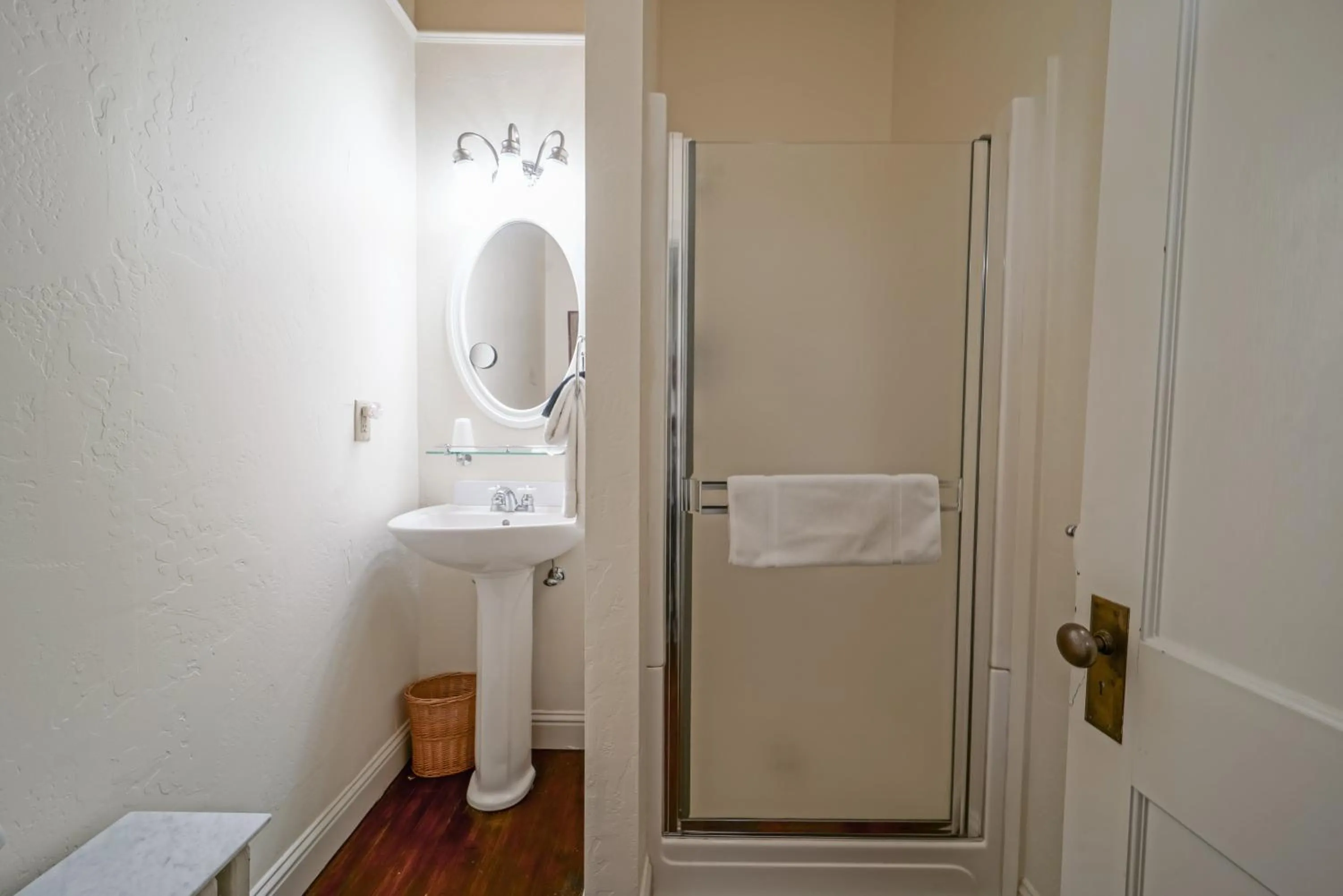 Shower in Weaverville Hotel