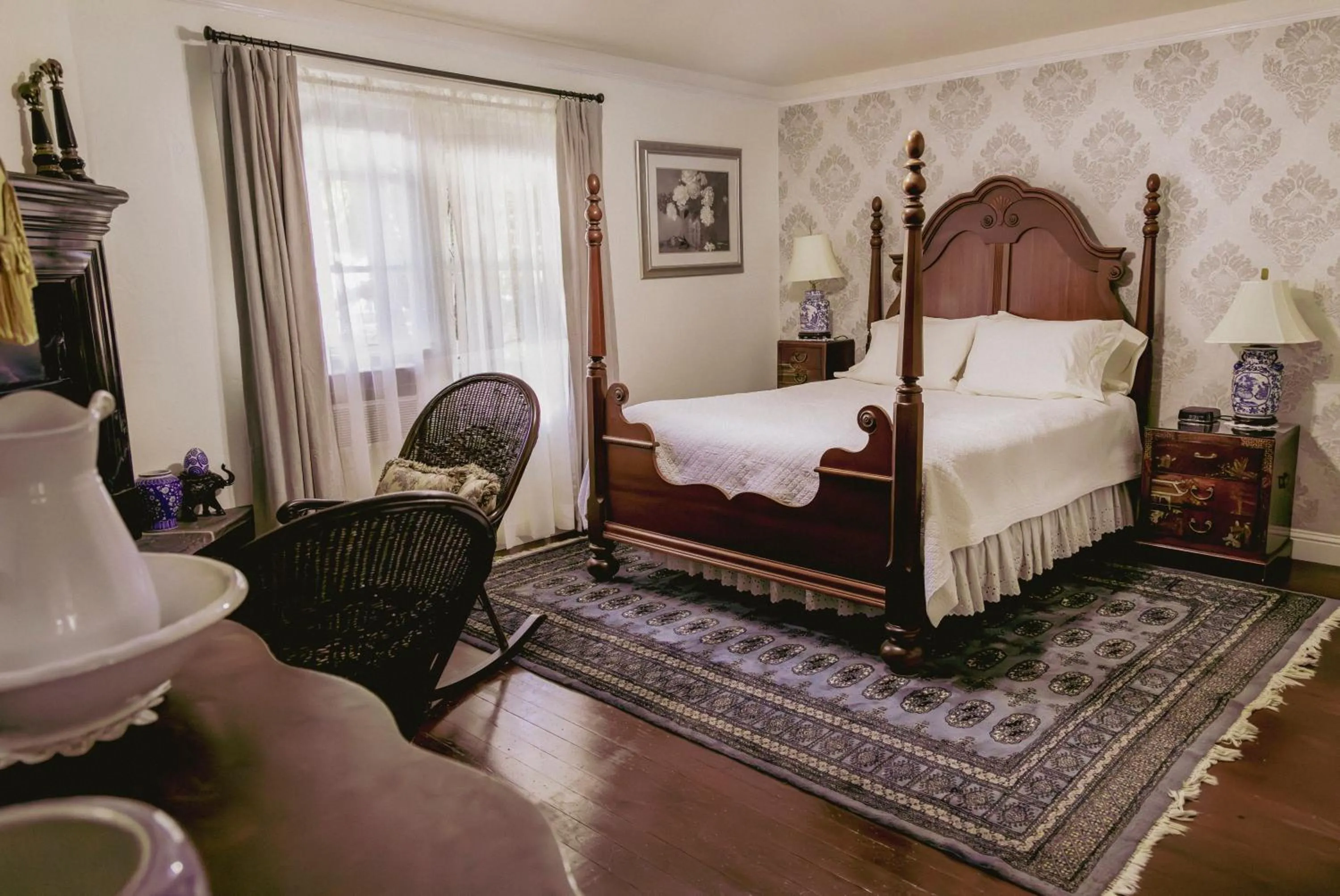 Bed in Weaverville Hotel