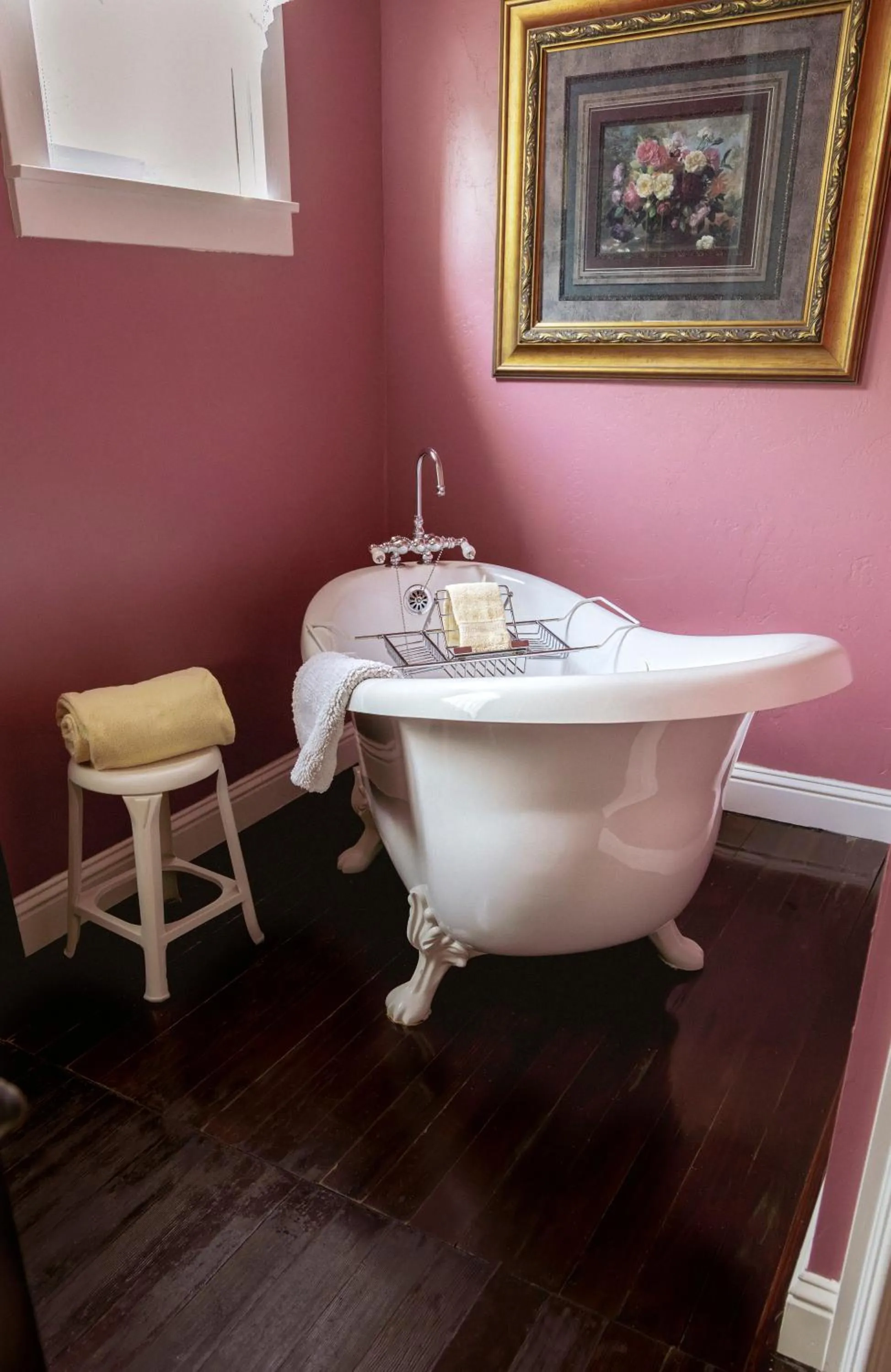 Bathroom in Weaverville Hotel