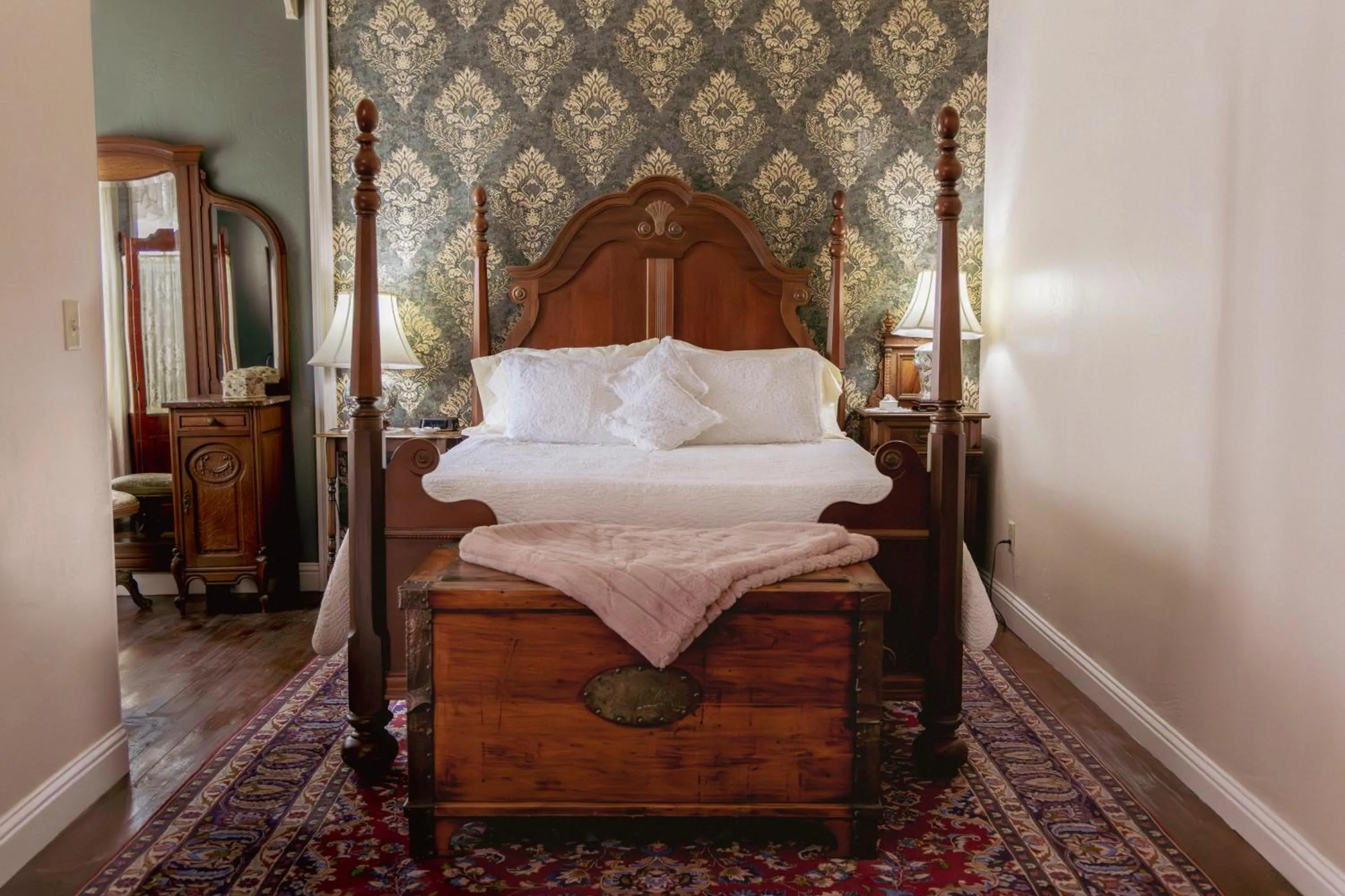Bed in Weaverville Hotel