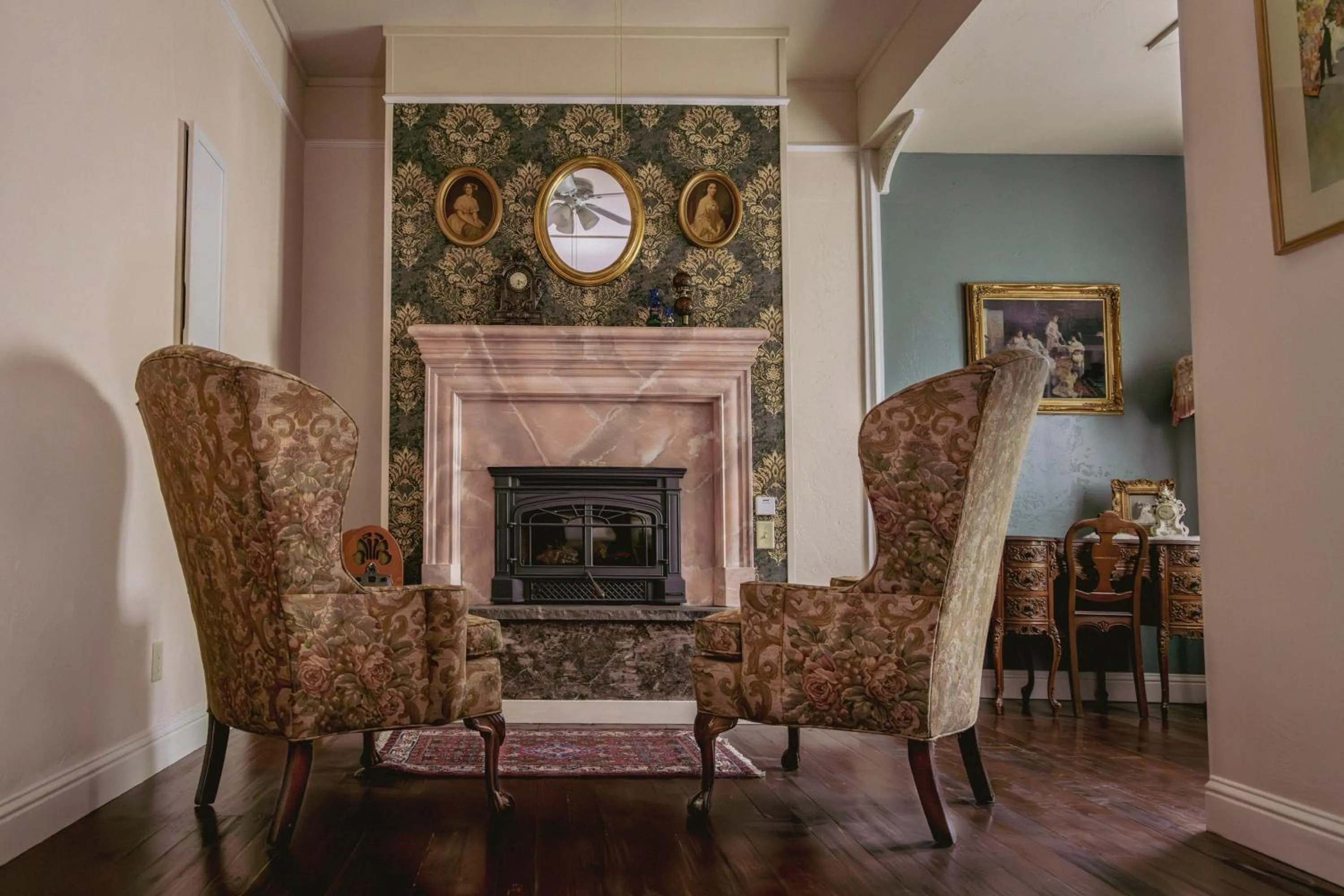 Seating area in Weaverville Hotel