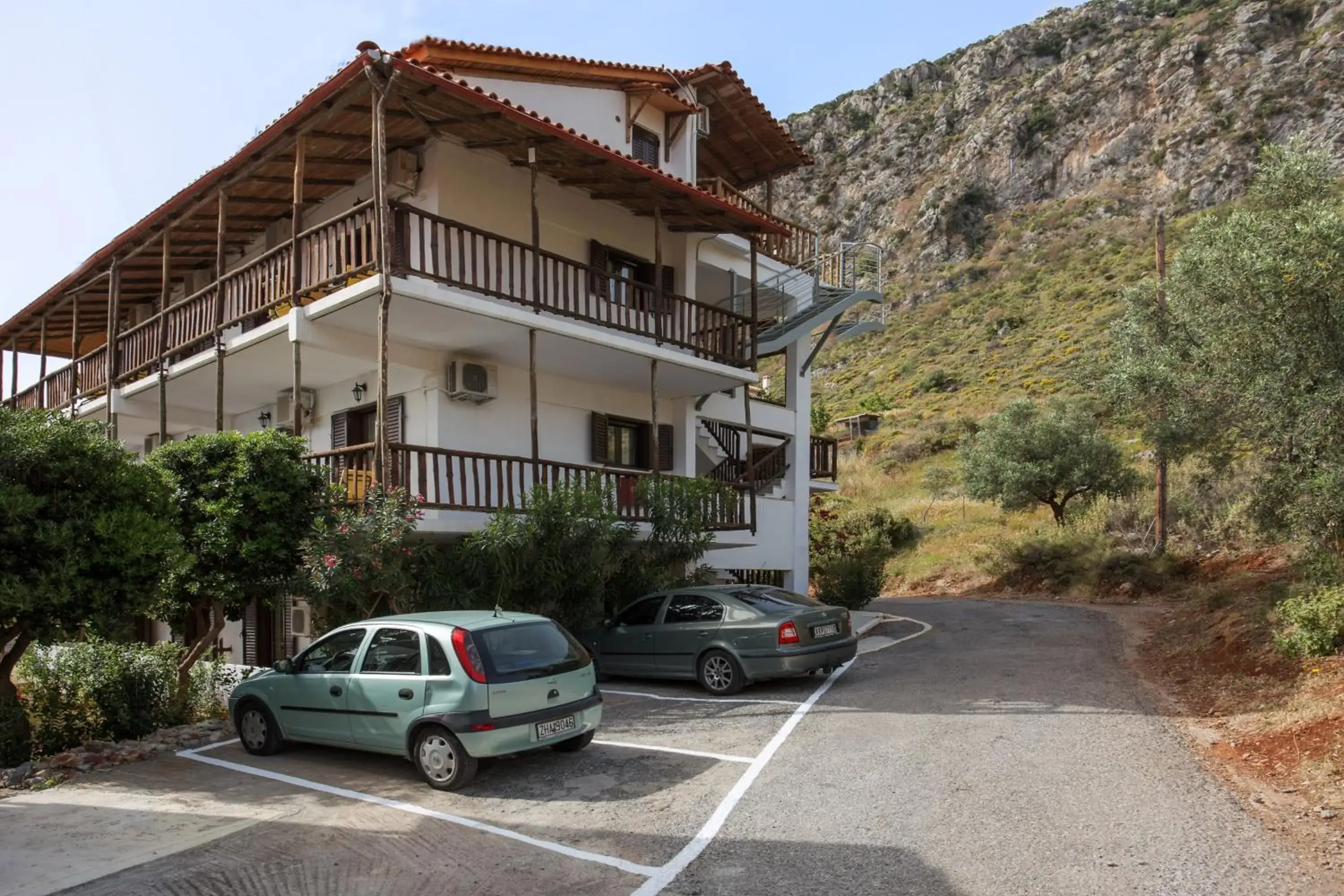 Property building in Monemvasia Green Apartments Property building in Monemvasia Green Apartments