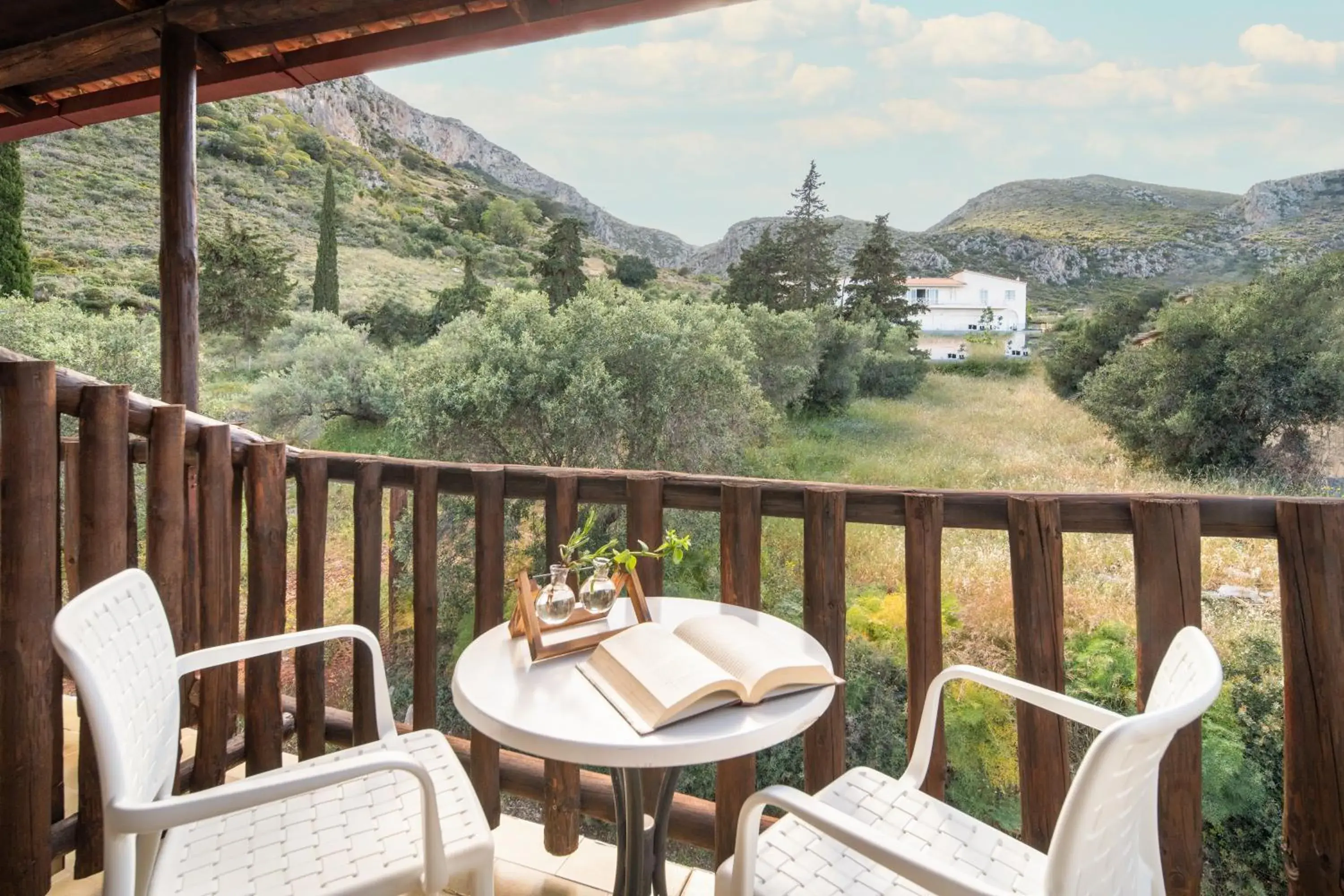 Economy One-Bedroom Apartment with Mountain View in Monemvasia Green Apartments Economy One-Bedroom Apartment with Mountain View in Monemvasia Green Apartments