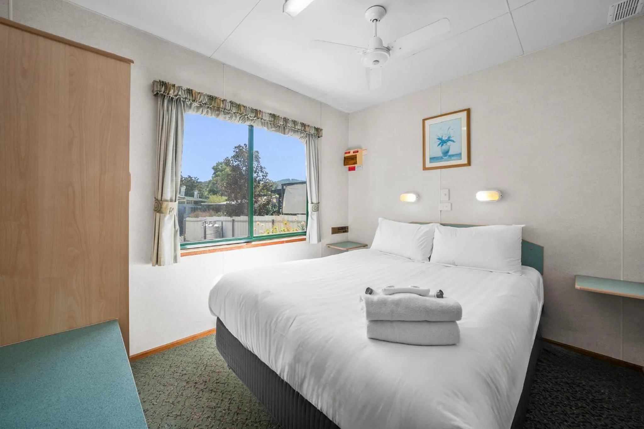 Bedroom, Bed in Albury Holiday Park