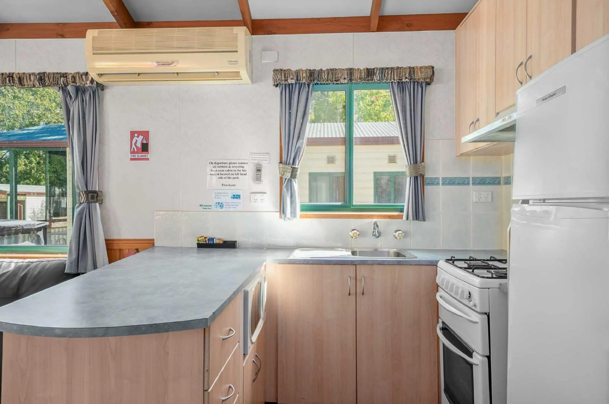 Kitchen or kitchenette in Albury Holiday Park