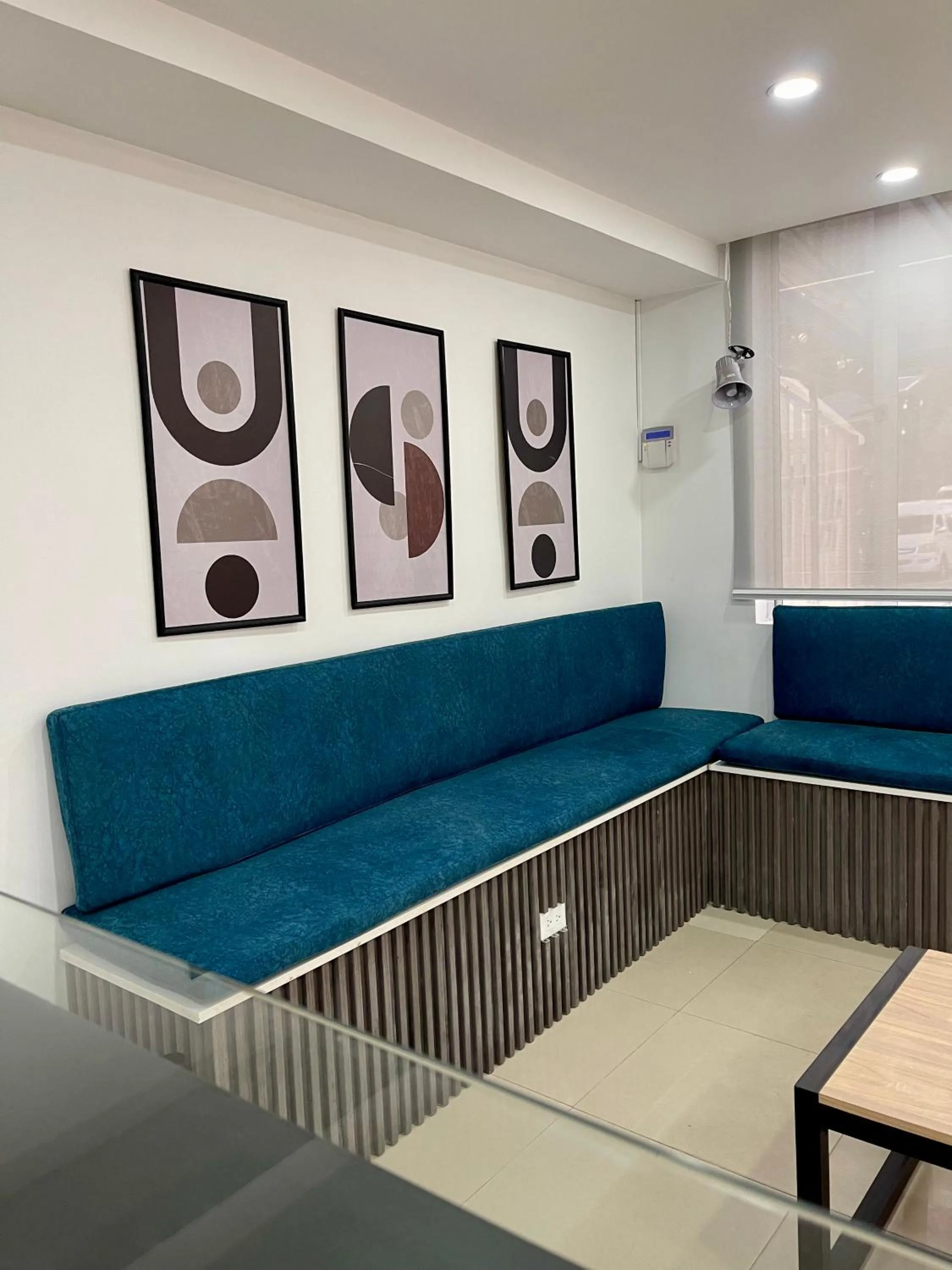 Property building in Hotel Embajada 44