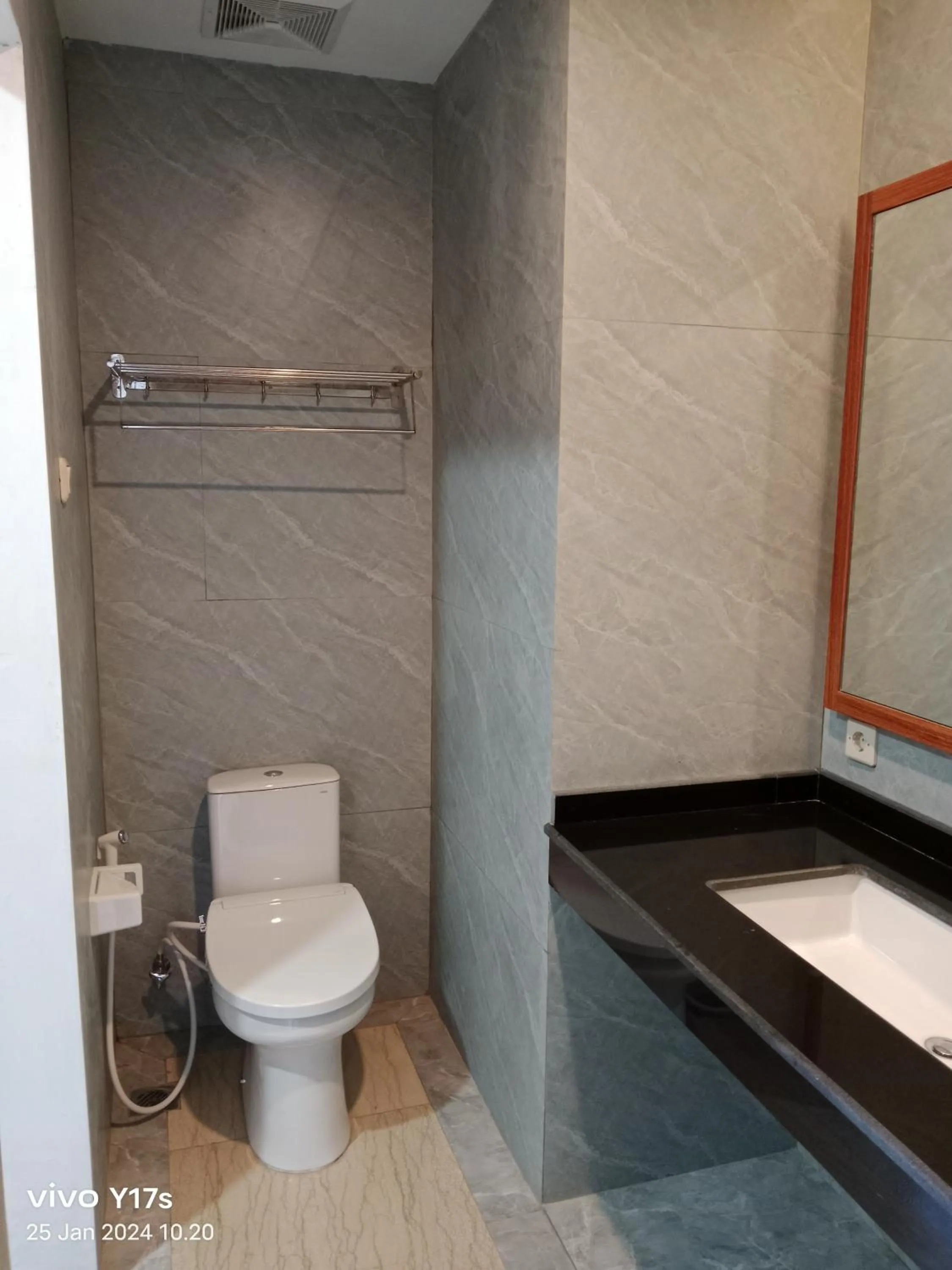 Toilet in Grand Cahaya Hotel Pangandaran