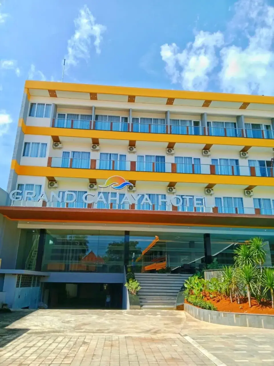 Property building in Grand Cahaya Hotel Pangandaran Property building in Grand Cahaya Hotel Pangandaran