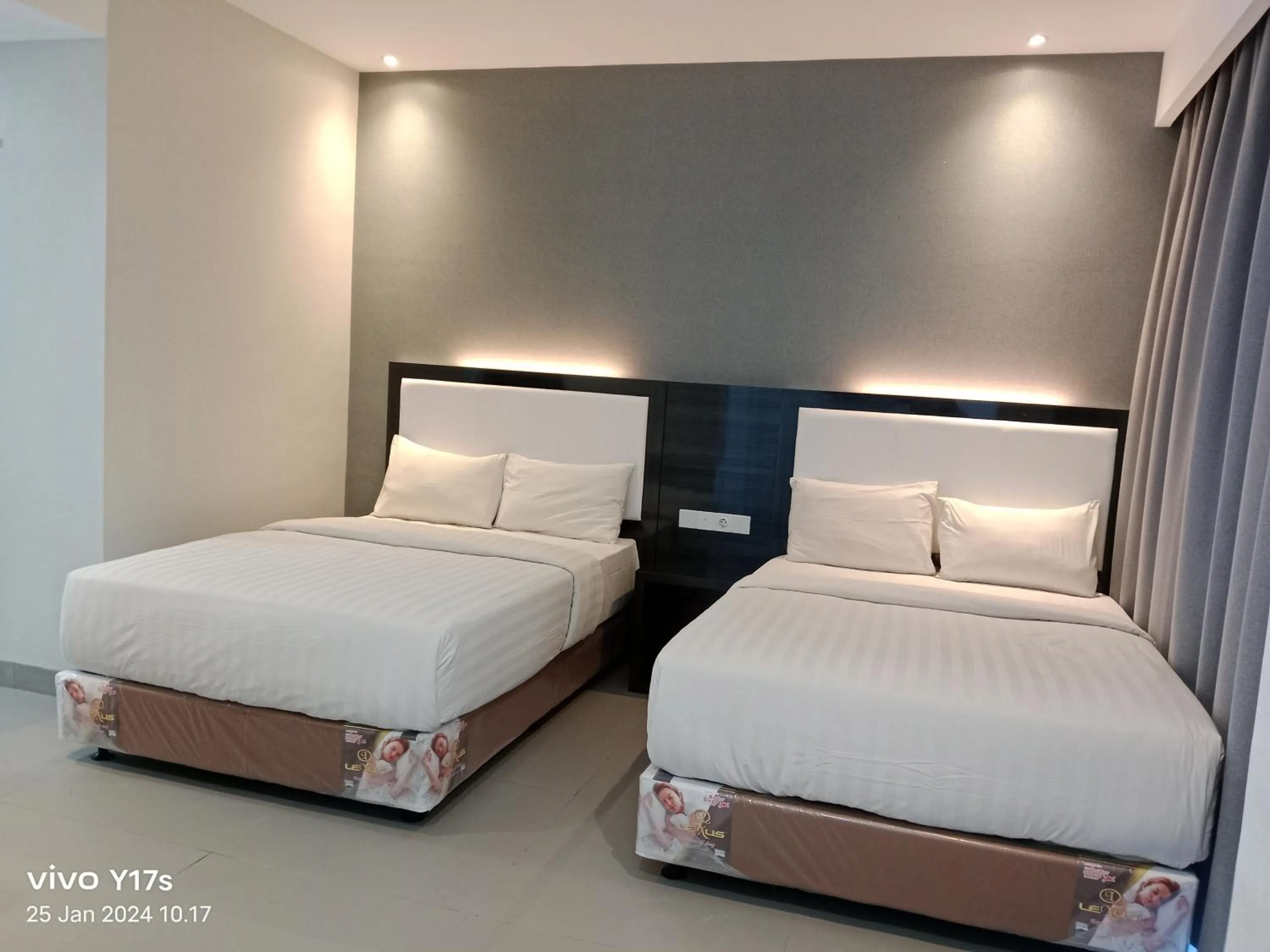 Bed in Grand Cahaya Hotel Pangandaran