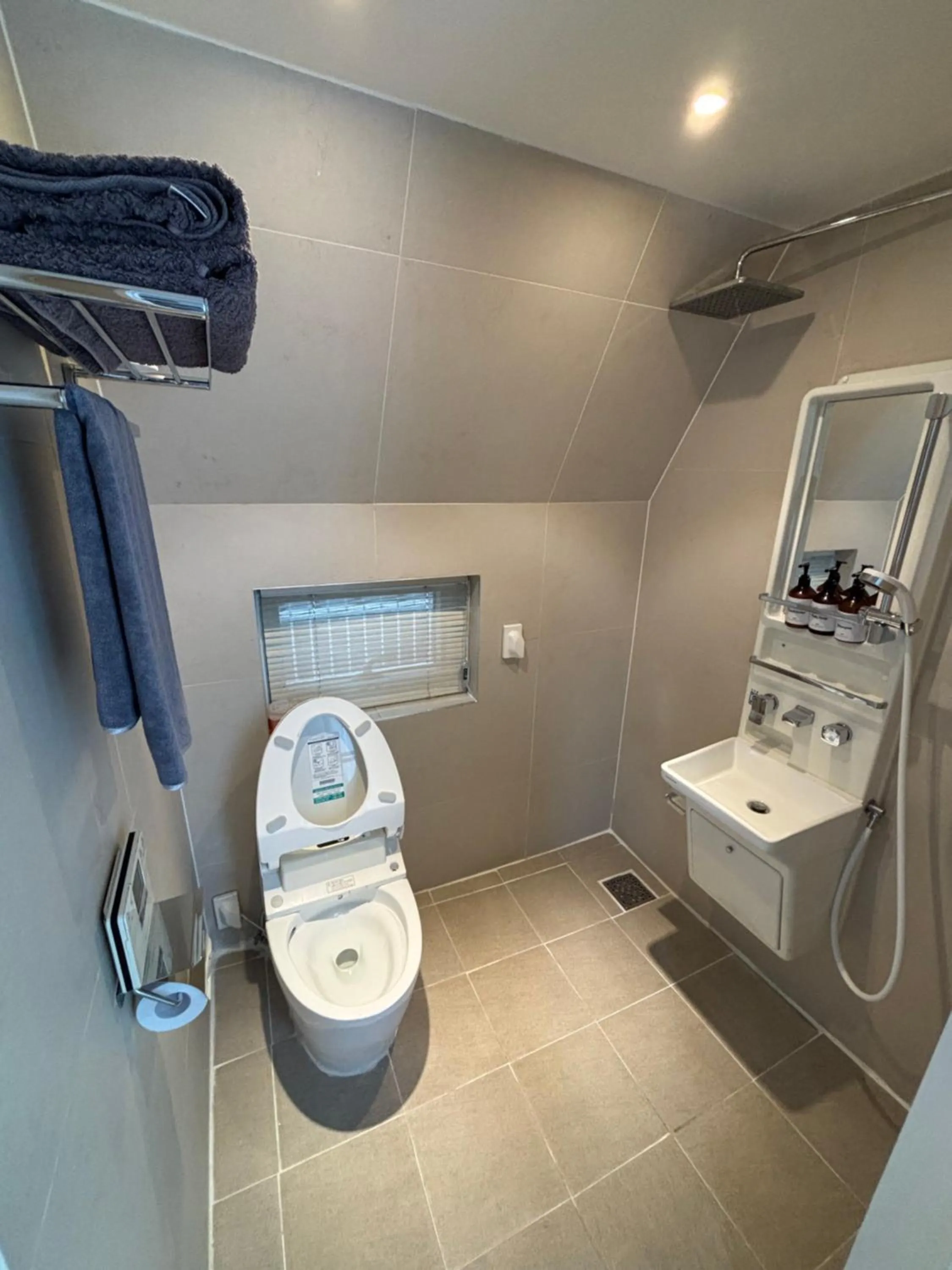 Toilet in The Phase Boutique Hotel 동대문