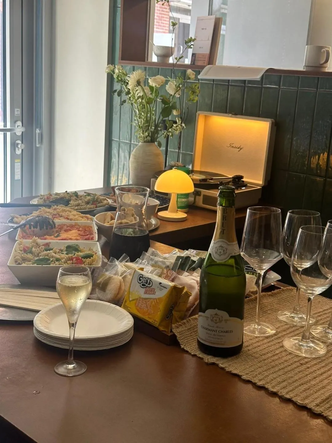 Restaurant/places to eat in The Phase Boutique Hotel 동대문