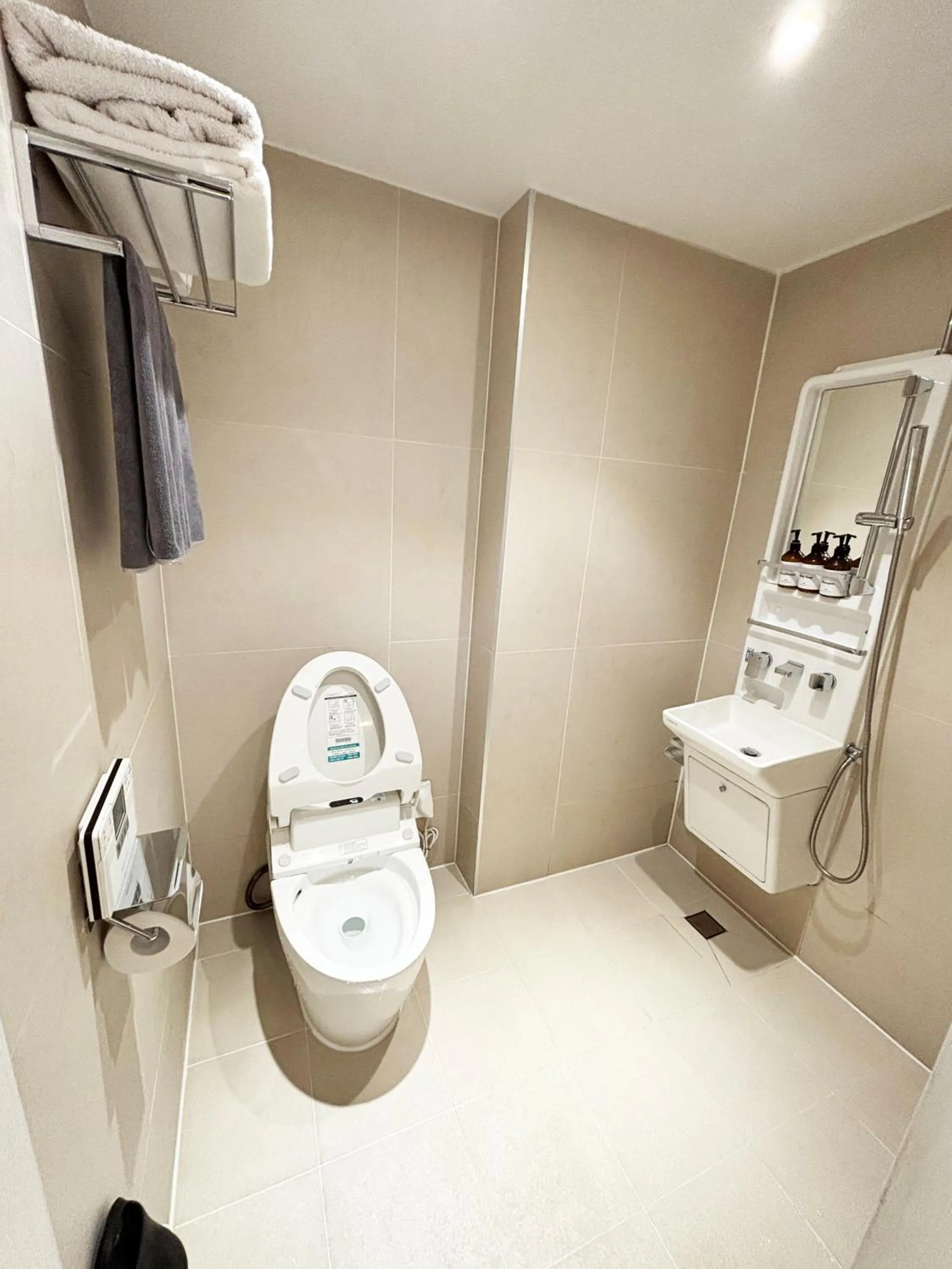 Toilet in The Phase Boutique Hotel 동대문