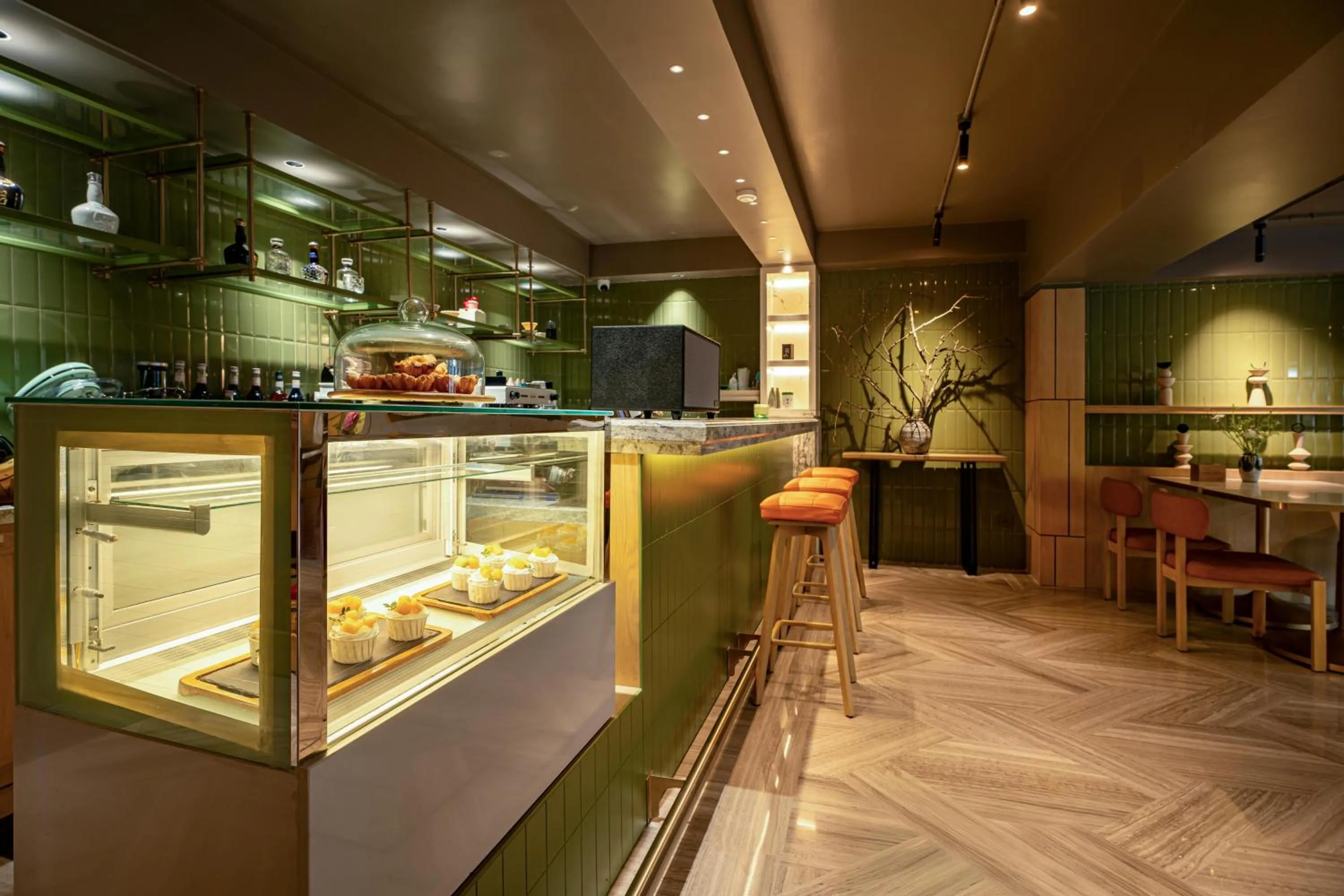 Restaurant/places to eat in Nam Dat Hotel by D'Lecia Ha Long