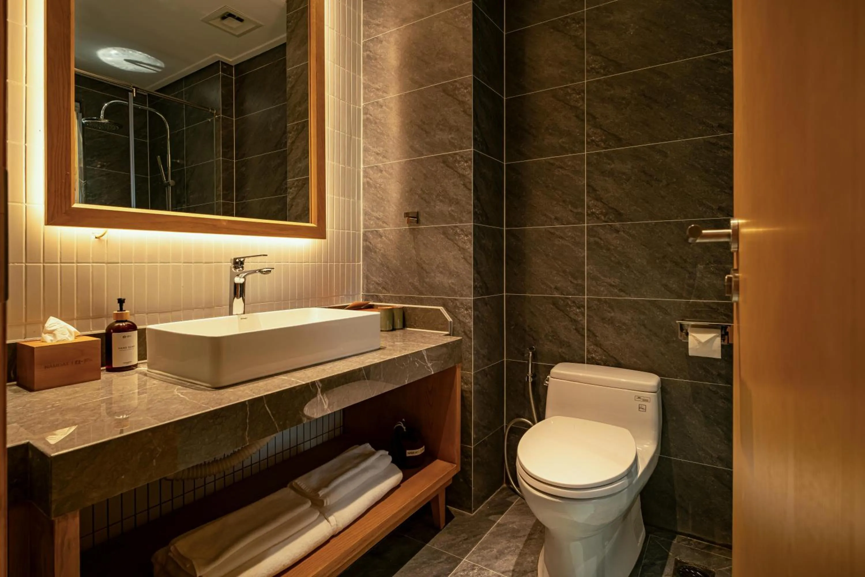 Toilet in Nam Dat Hotel by D'Lecia Ha Long