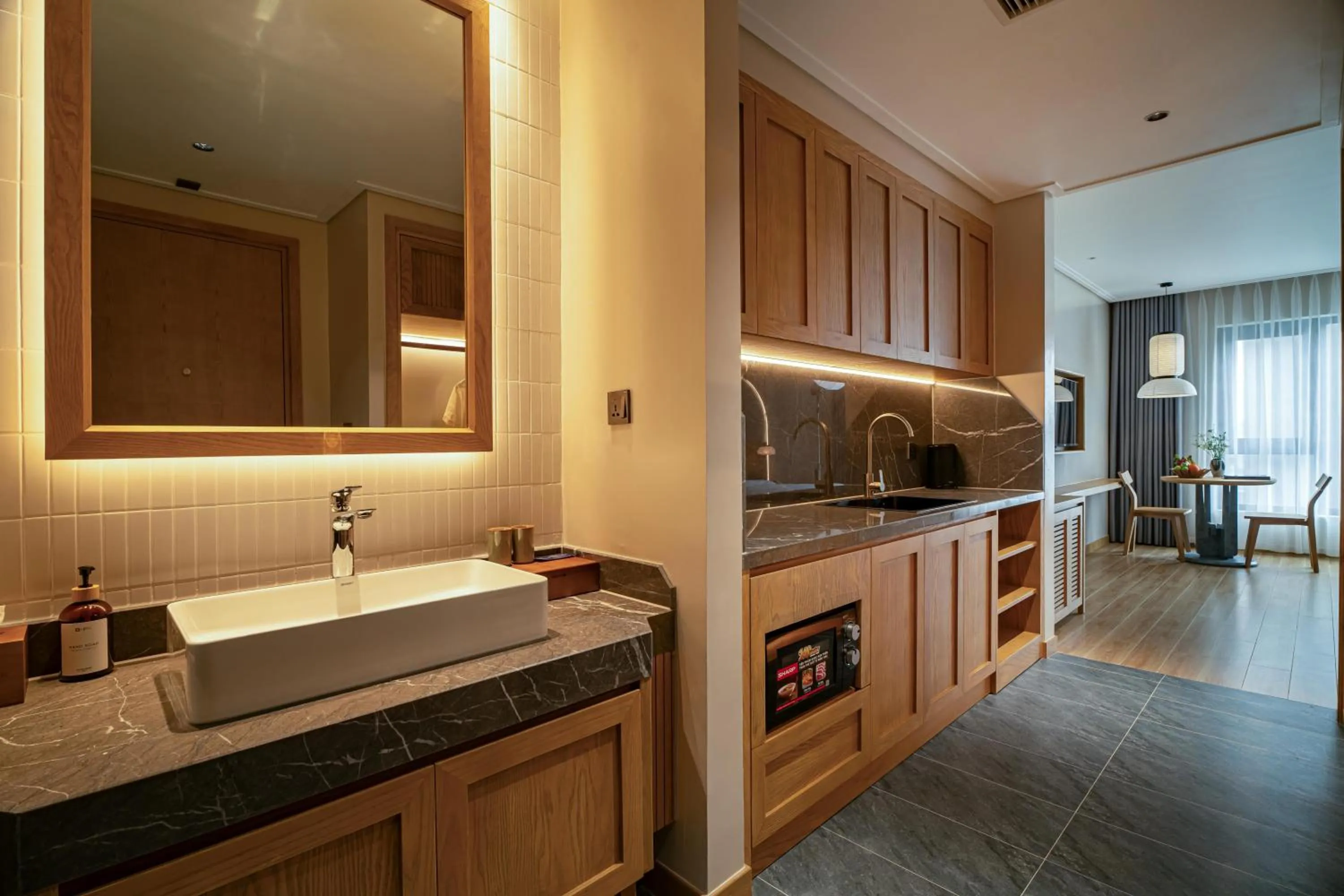 Kitchen or kitchenette in Nam Dat Hotel by D'Lecia Ha Long