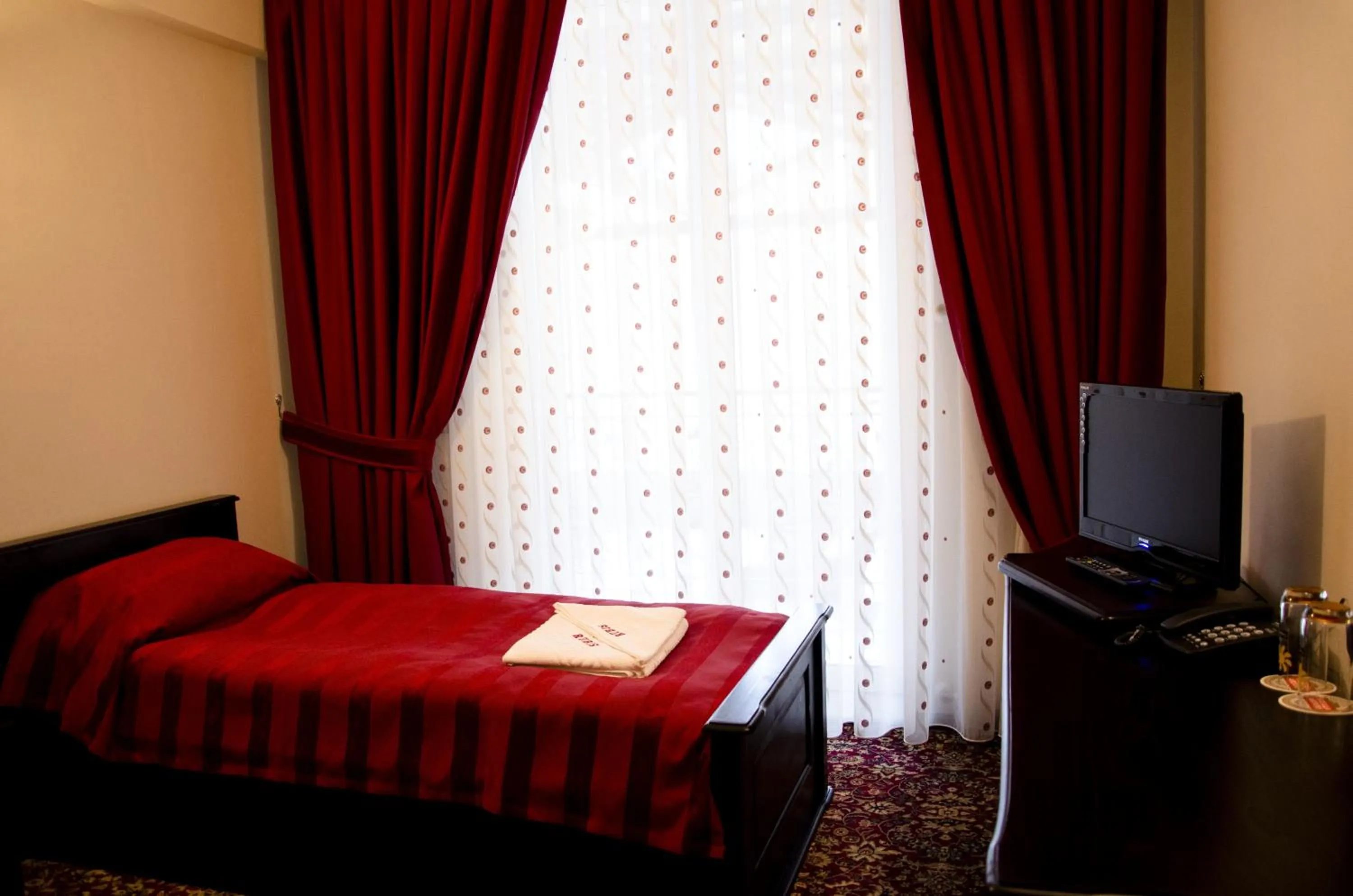 Twin Room in Rubis Hotel
