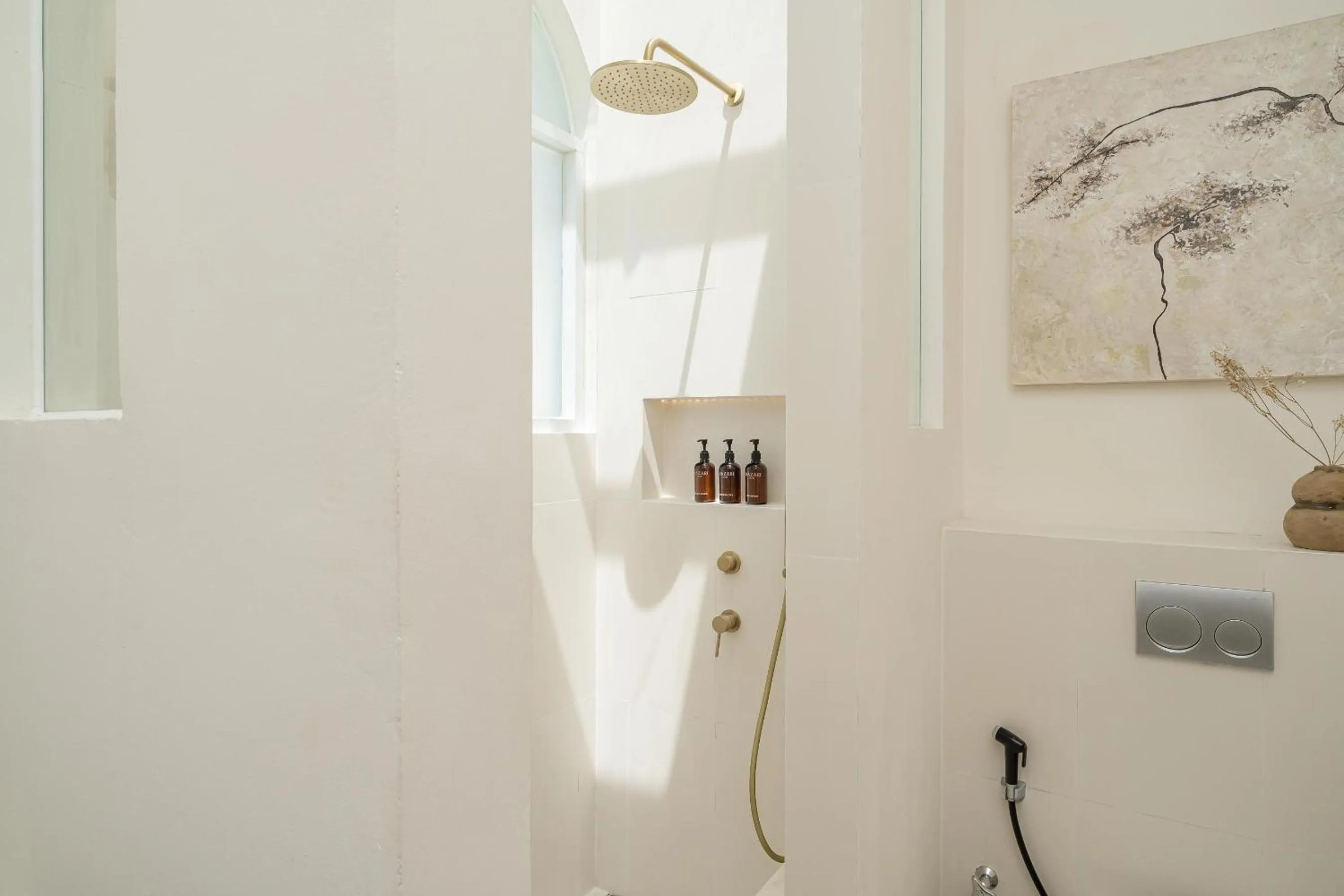 Shower in Mazari Villas