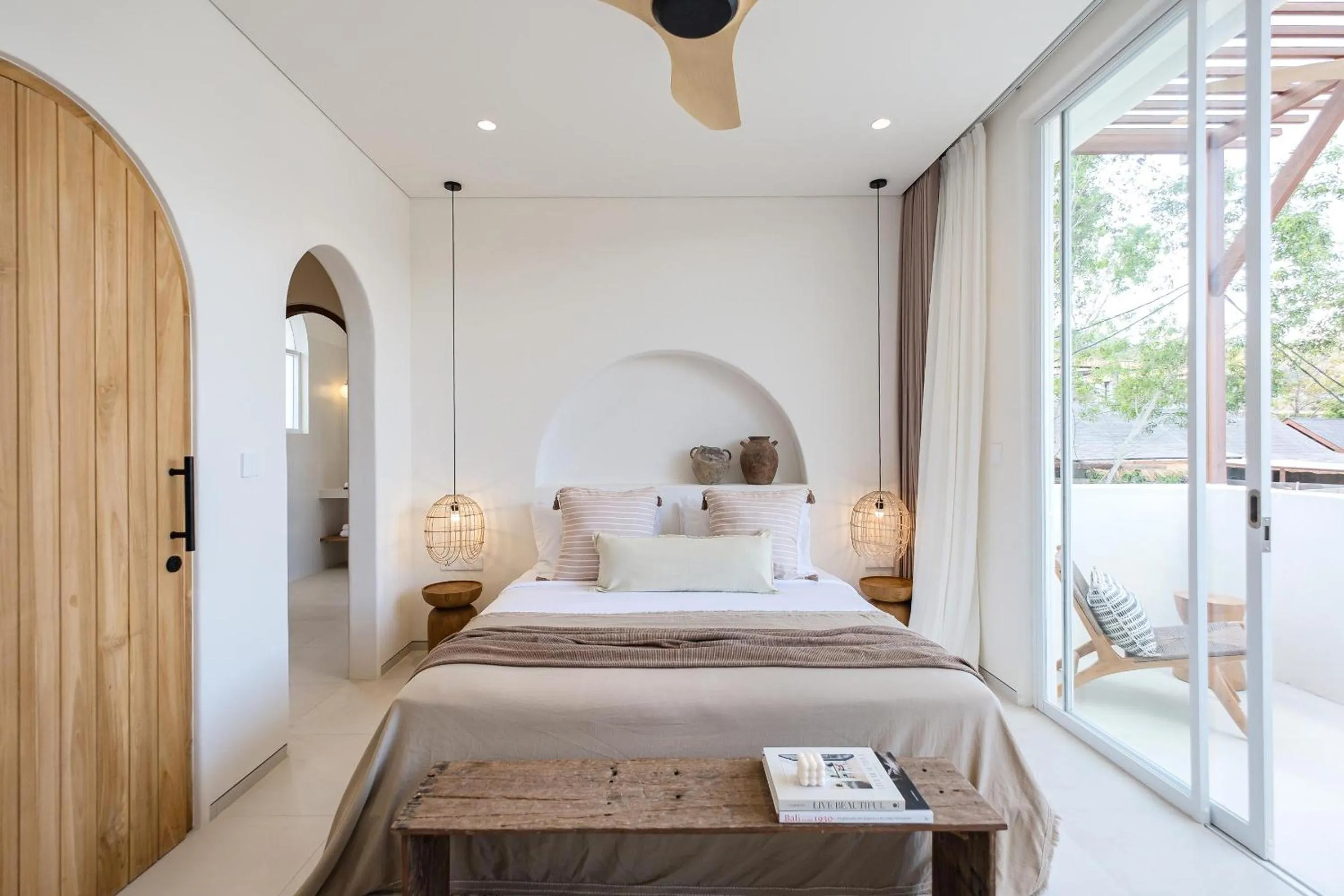 Bed in Mazari Villas