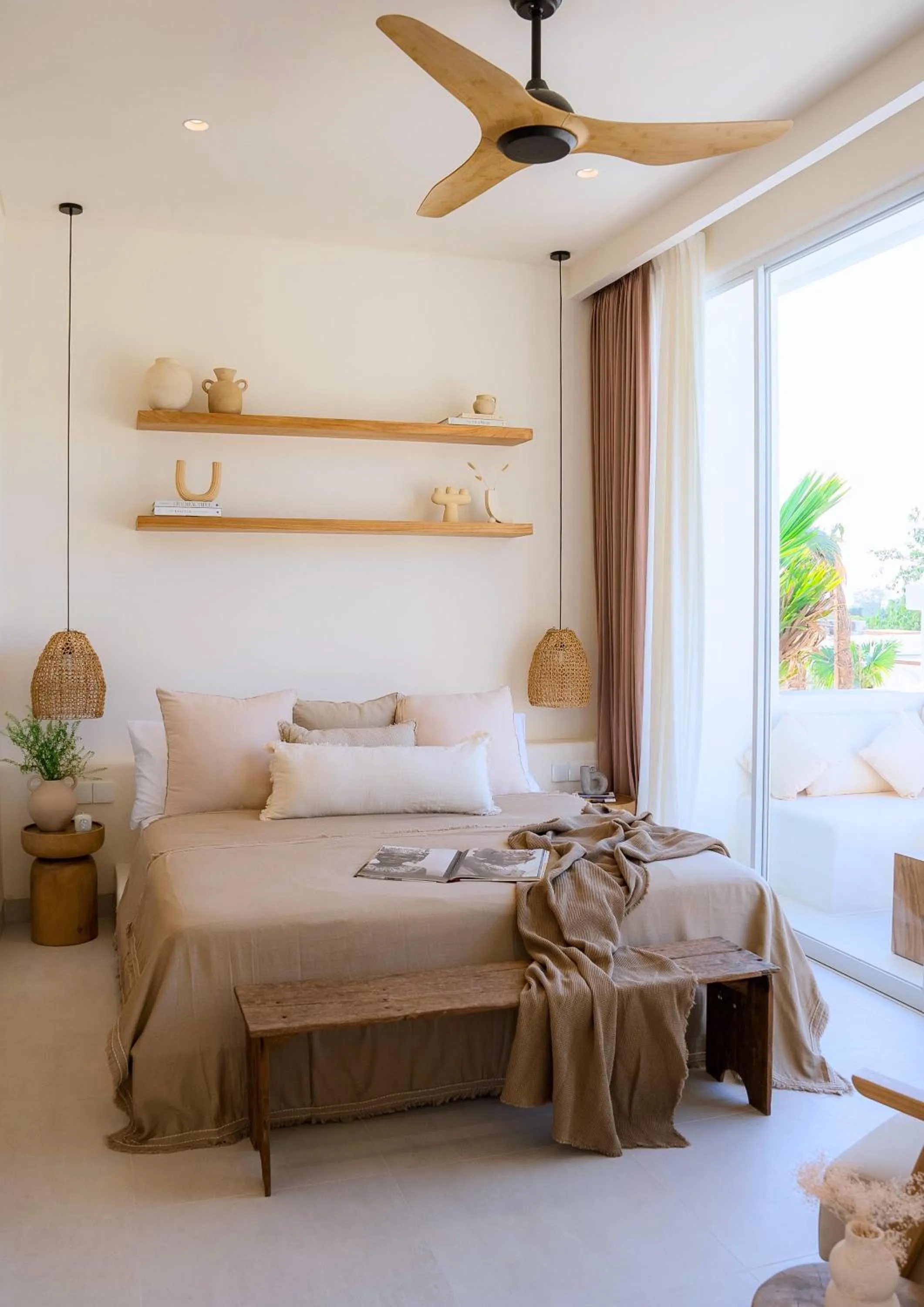 Bed in Mazari Villas