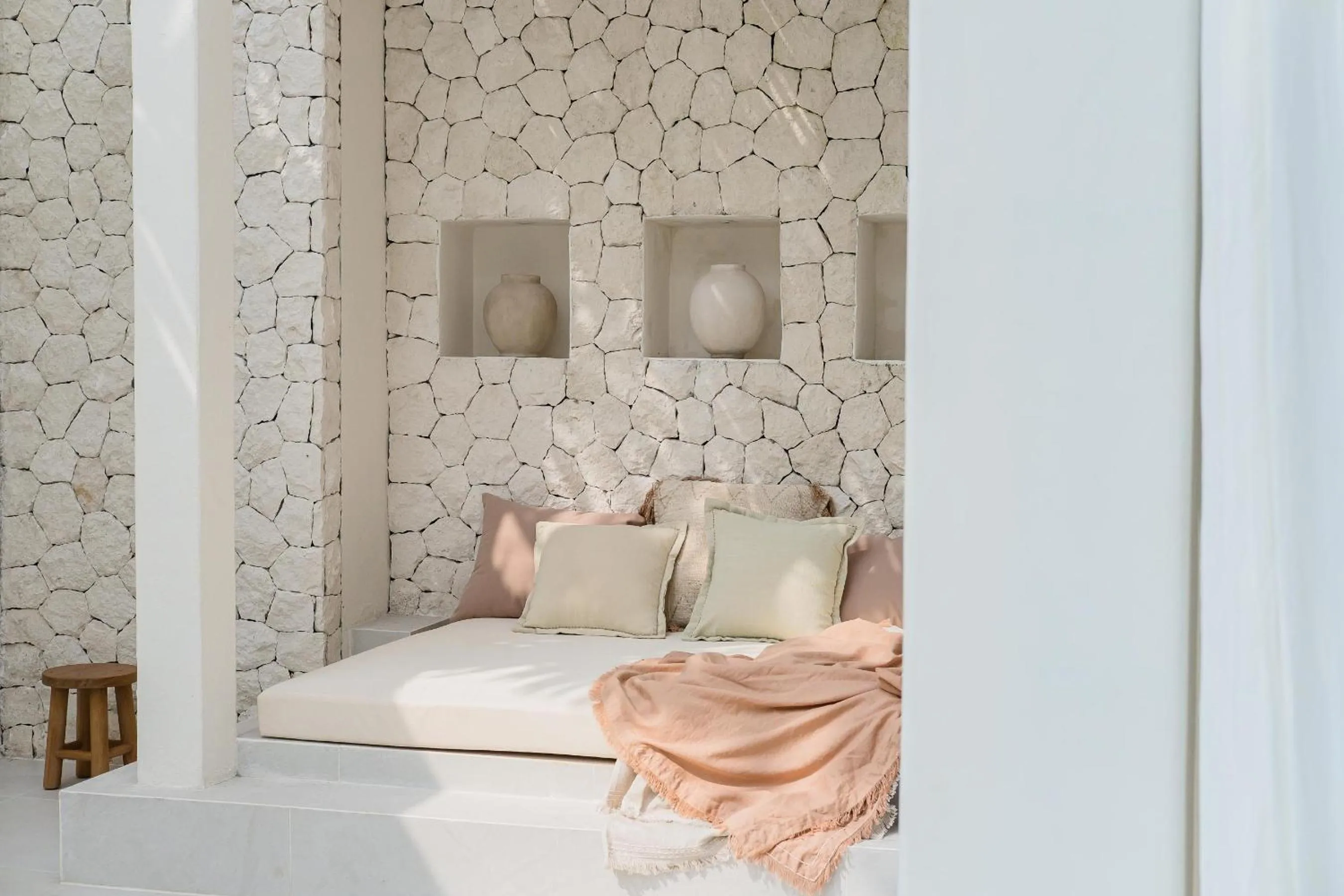 Bed in Mazari Villas